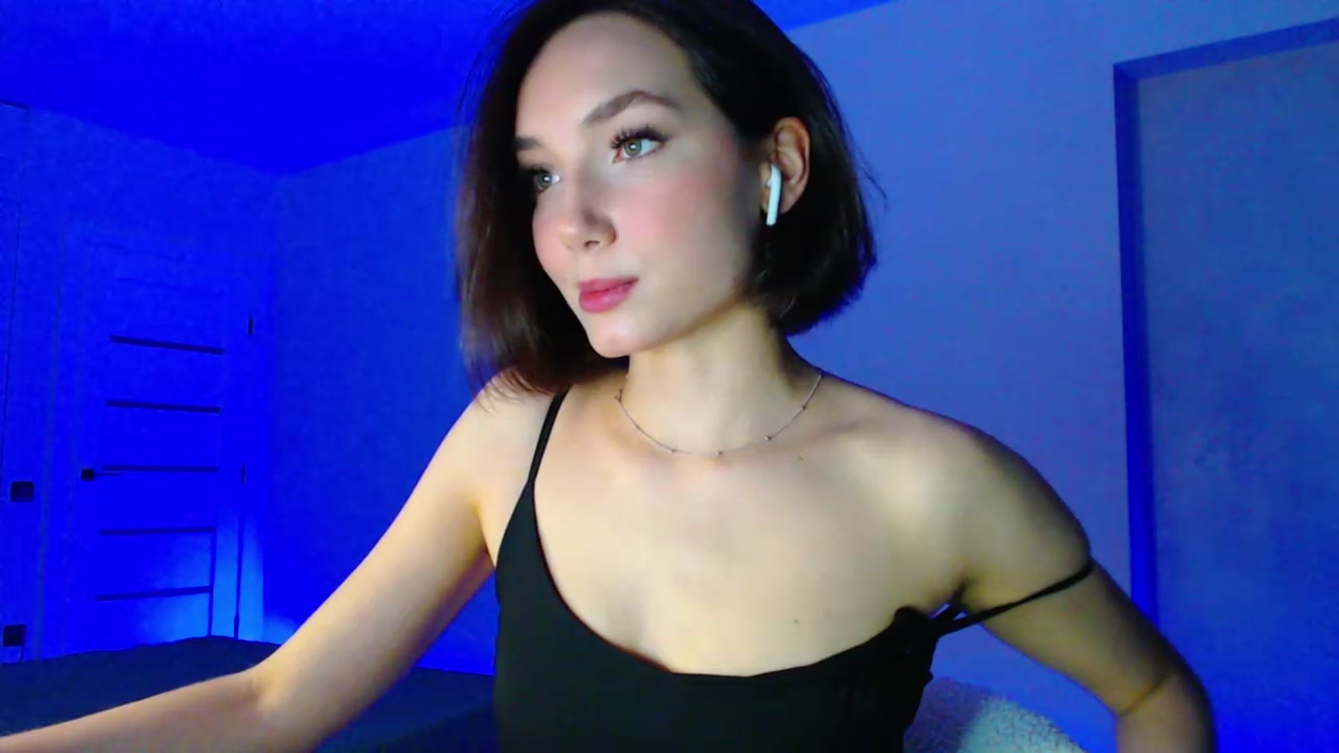 Gallery image thumbnail from Browncat04's myfreecams stream on, 02/03/2024, 18:13 image 10 of 20