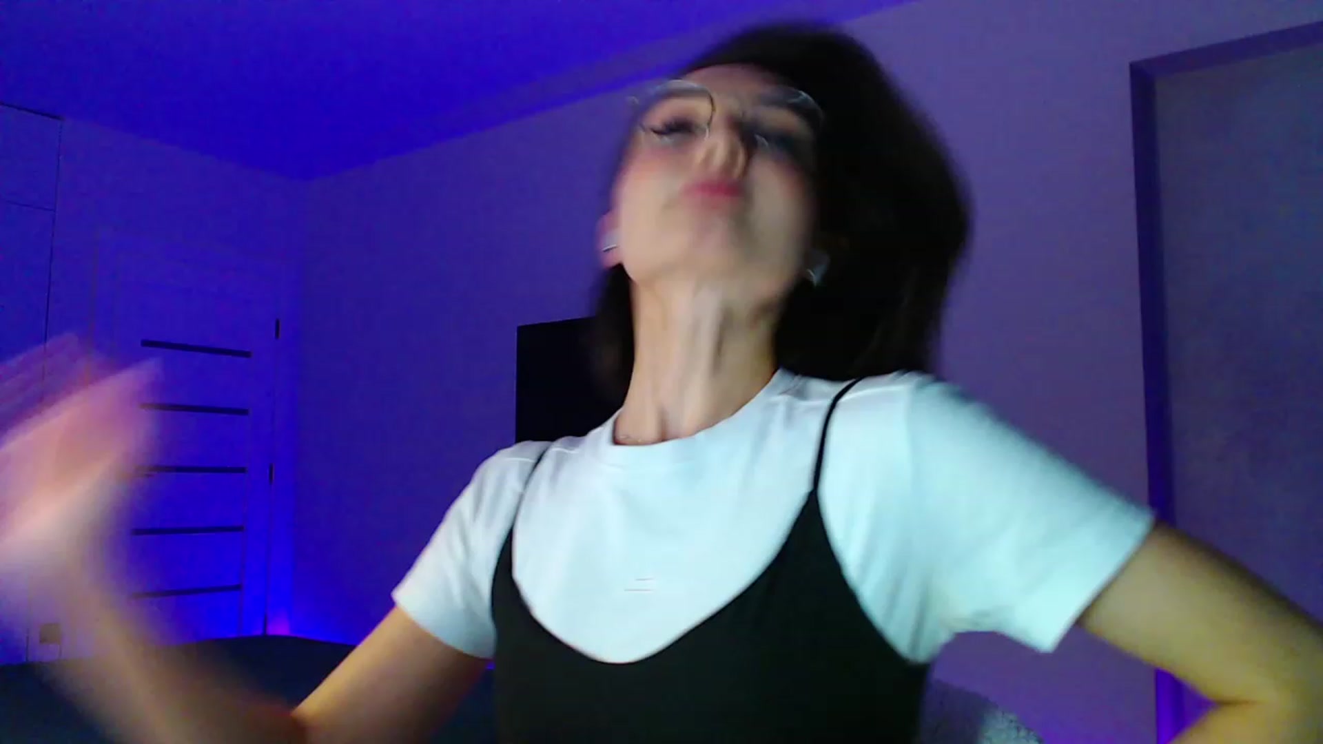 Gallery image thumbnail from Browncat04's myfreecams stream on, 02/18/2024, 15:59 image 9 of 20