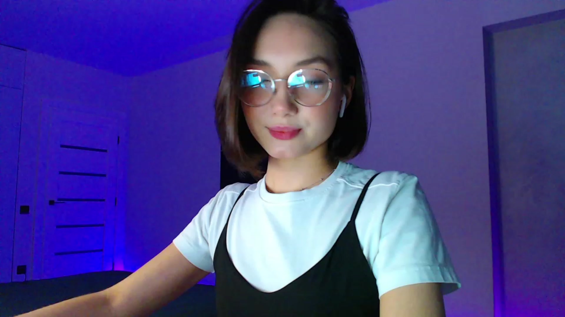 Gallery image thumbnail from Browncat04's myfreecams stream on, 02/18/2024, 15:59 image 8 of 20