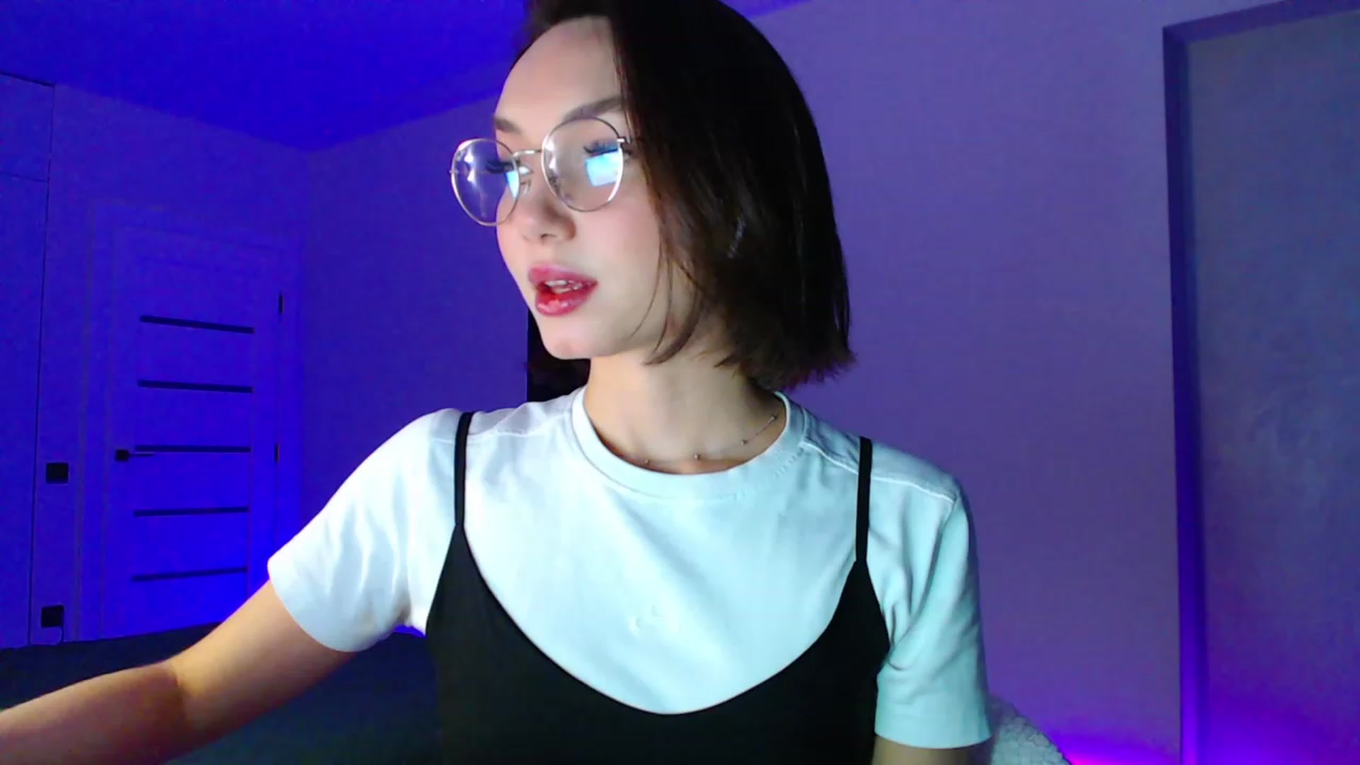 Gallery image thumbnail from Browncat04's myfreecams stream on, 02/18/2024, 15:59 image 18 of 20