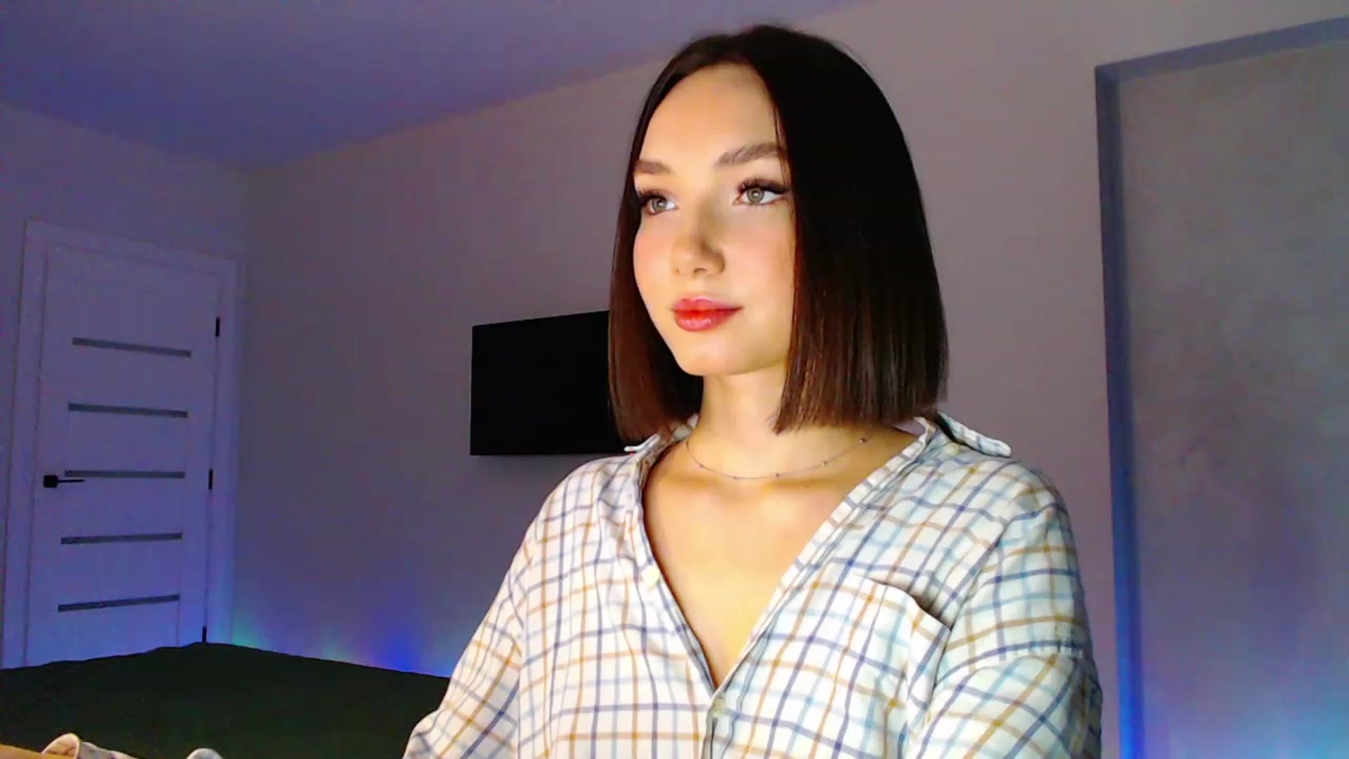 Gallery image thumbnail from Browncat04's myfreecams stream on, 02/24/2024, 15:04 image 9 of 20