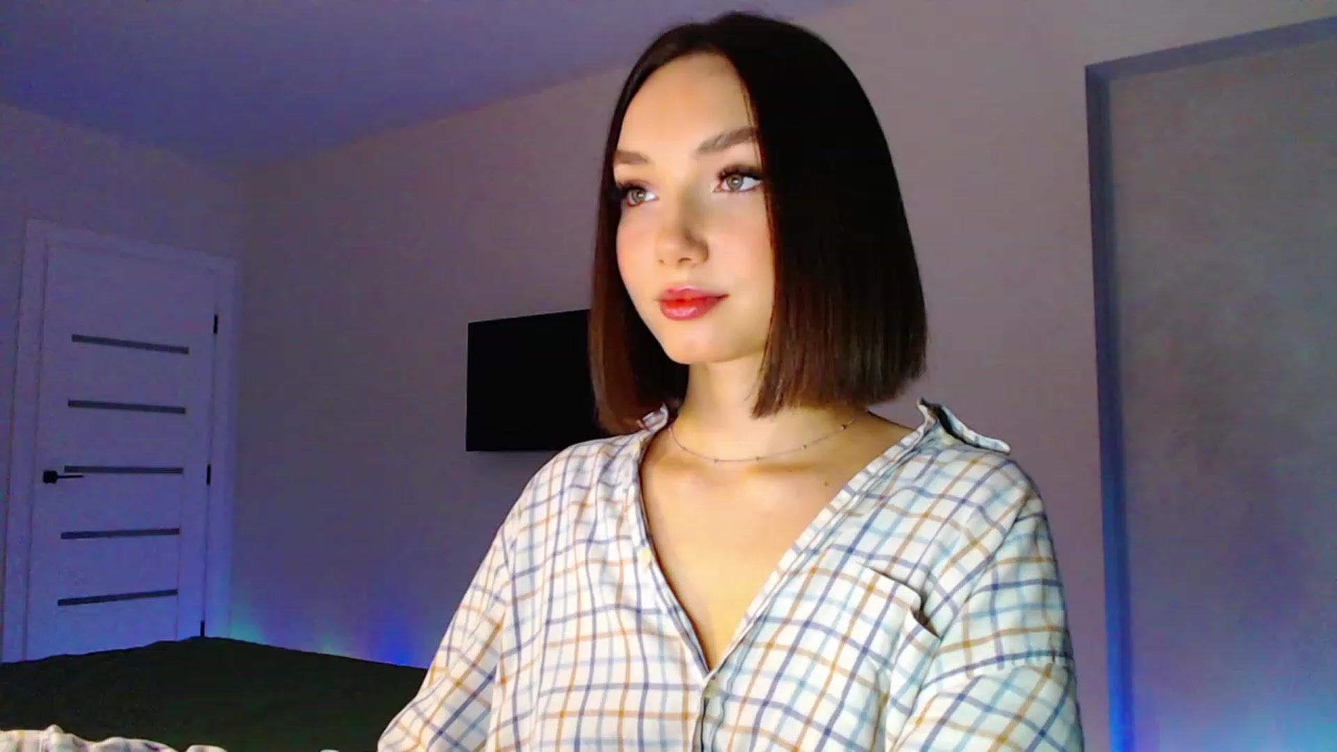 Gallery image thumbnail from Browncat04's myfreecams stream on, 02/24/2024, 15:04 image 14 of 20