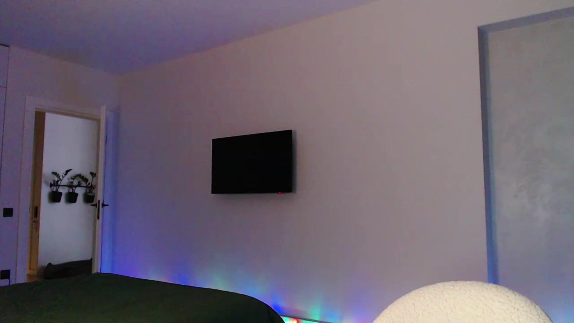 Gallery image thumbnail from Browncat04's myfreecams stream on, 02/24/2024, 15:04 image 4 of 20