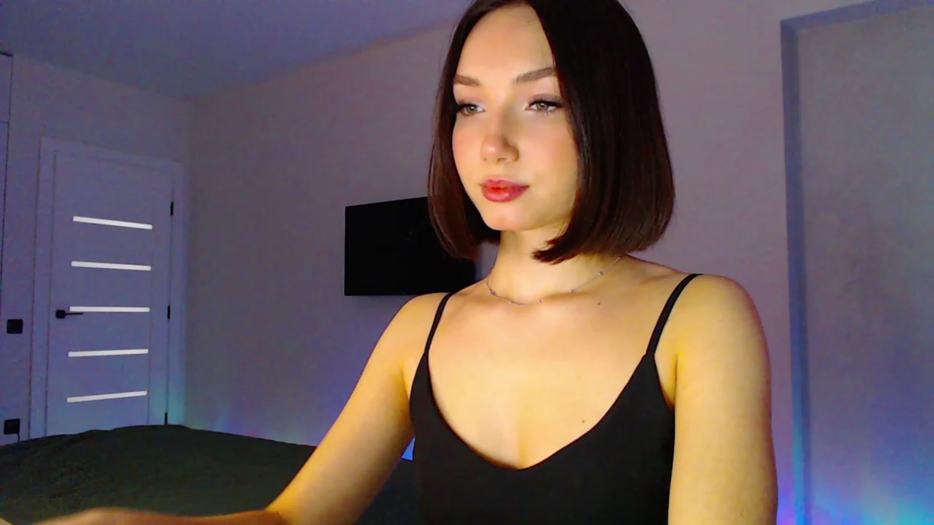 Gallery image thumbnail from Browncat04's myfreecams stream on, 03/02/2024, 13:40 image 16 of 20