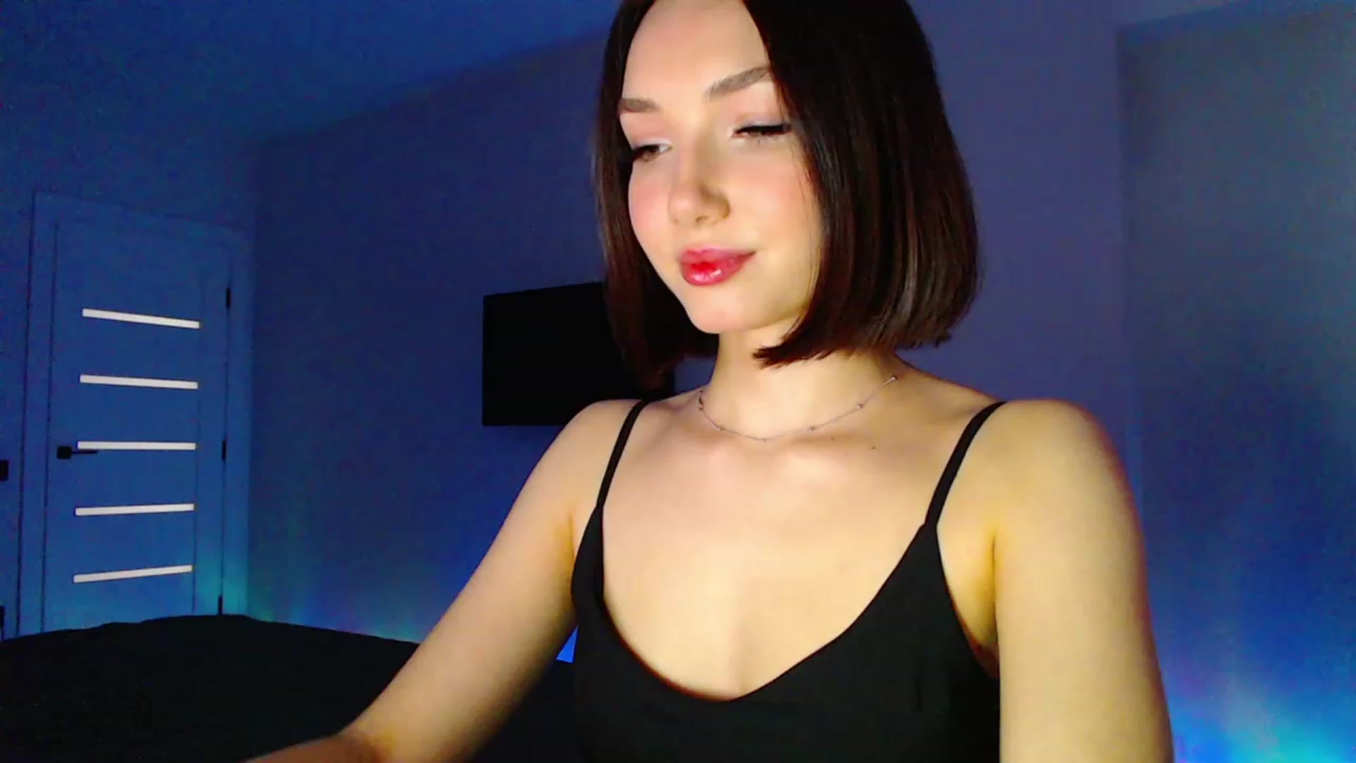 Gallery image thumbnail from Browncat04's myfreecams stream on, 03/02/2024, 14:24 image 19 of 20
