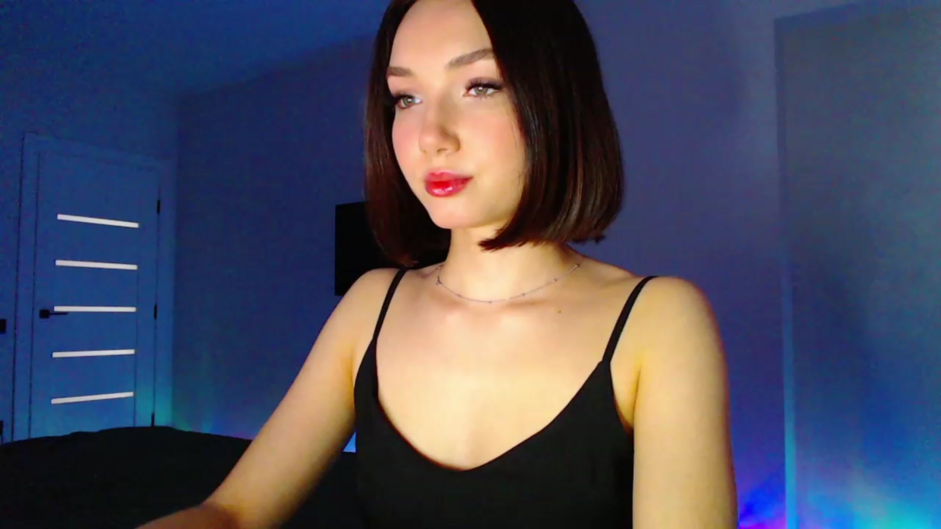 Gallery image thumbnail from Browncat04's myfreecams stream on, 03/02/2024, 14:24 image 13 of 20