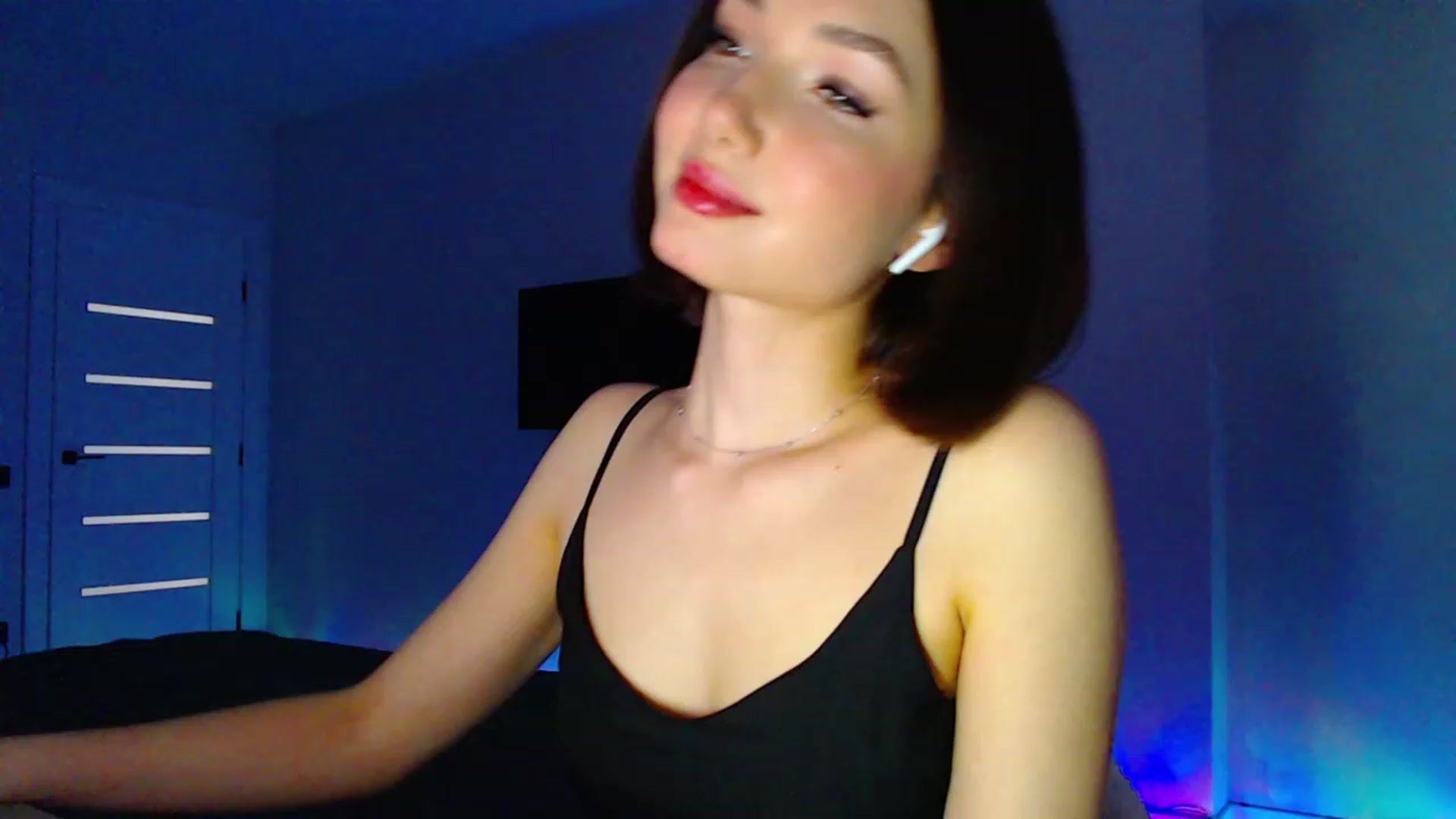 Gallery image thumbnail from Browncat04's myfreecams stream on, 03/02/2024, 14:24 image 11 of 20