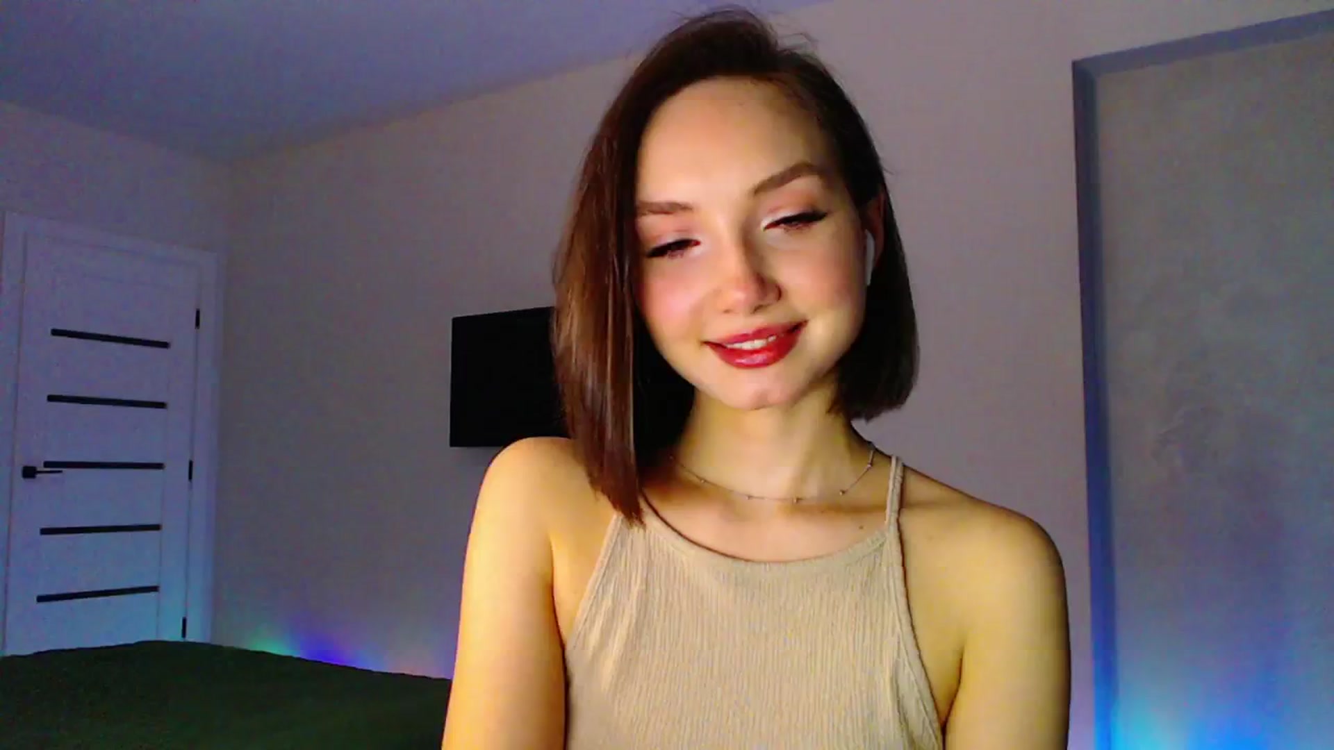 Gallery image thumbnail from Browncat04's myfreecams stream on, 03/19/2024, 18:06 image 16 of 20