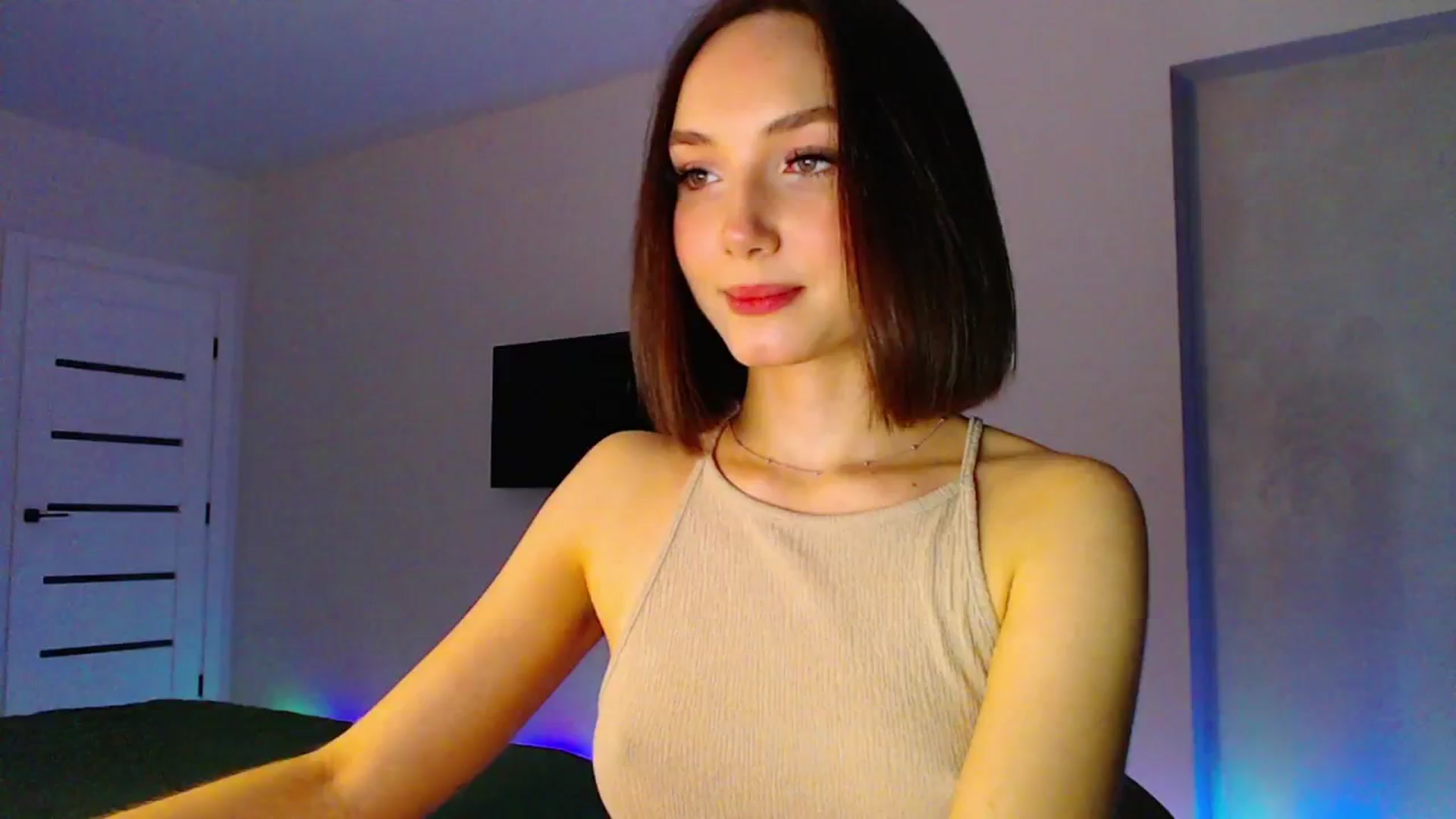 Gallery image thumbnail from Browncat04's myfreecams stream on, 03/19/2024, 18:06 image 11 of 20