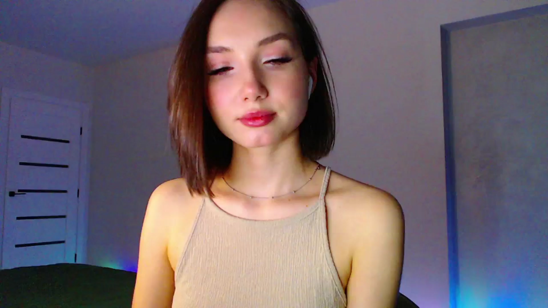 Gallery image thumbnail from Browncat04's myfreecams stream on, 03/19/2024, 18:06 image 20 of 20