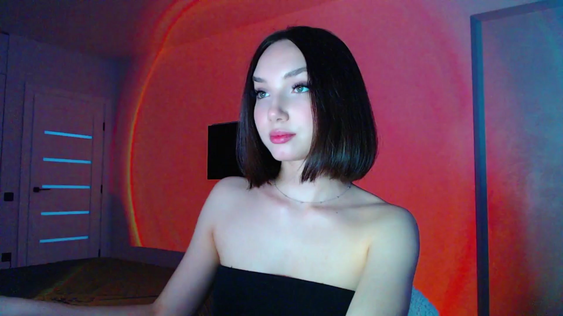 Gallery image thumbnail from Browncat04's myfreecams stream on, 04/13/2024, 14:57 image 17 of 20