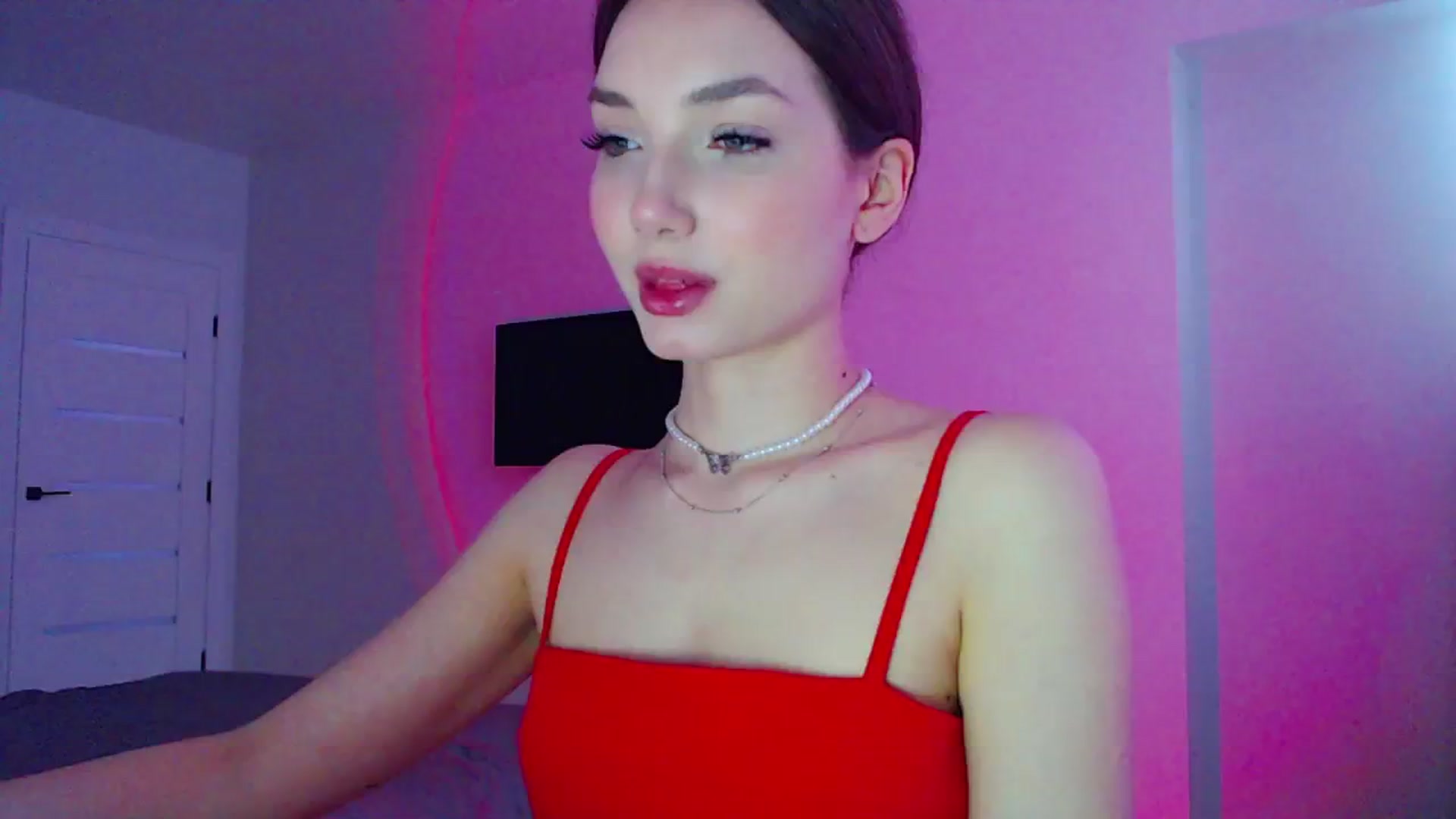 Gallery image thumbnail from Browncat04's myfreecams stream on, 05/11/2024, 14:36 image 11 of 20