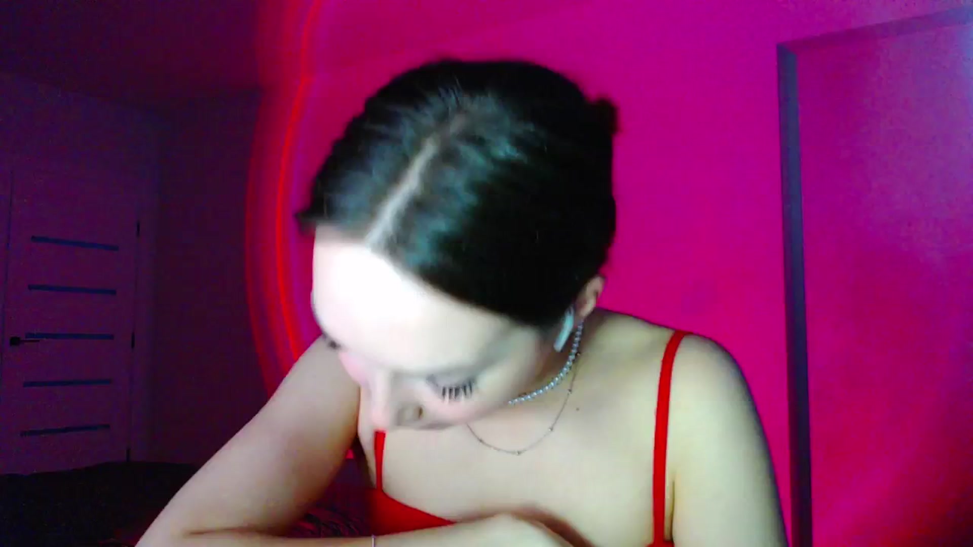 Gallery image thumbnail from Browncat04's myfreecams stream on, 05/11/2024, 16:01 image 17 of 20