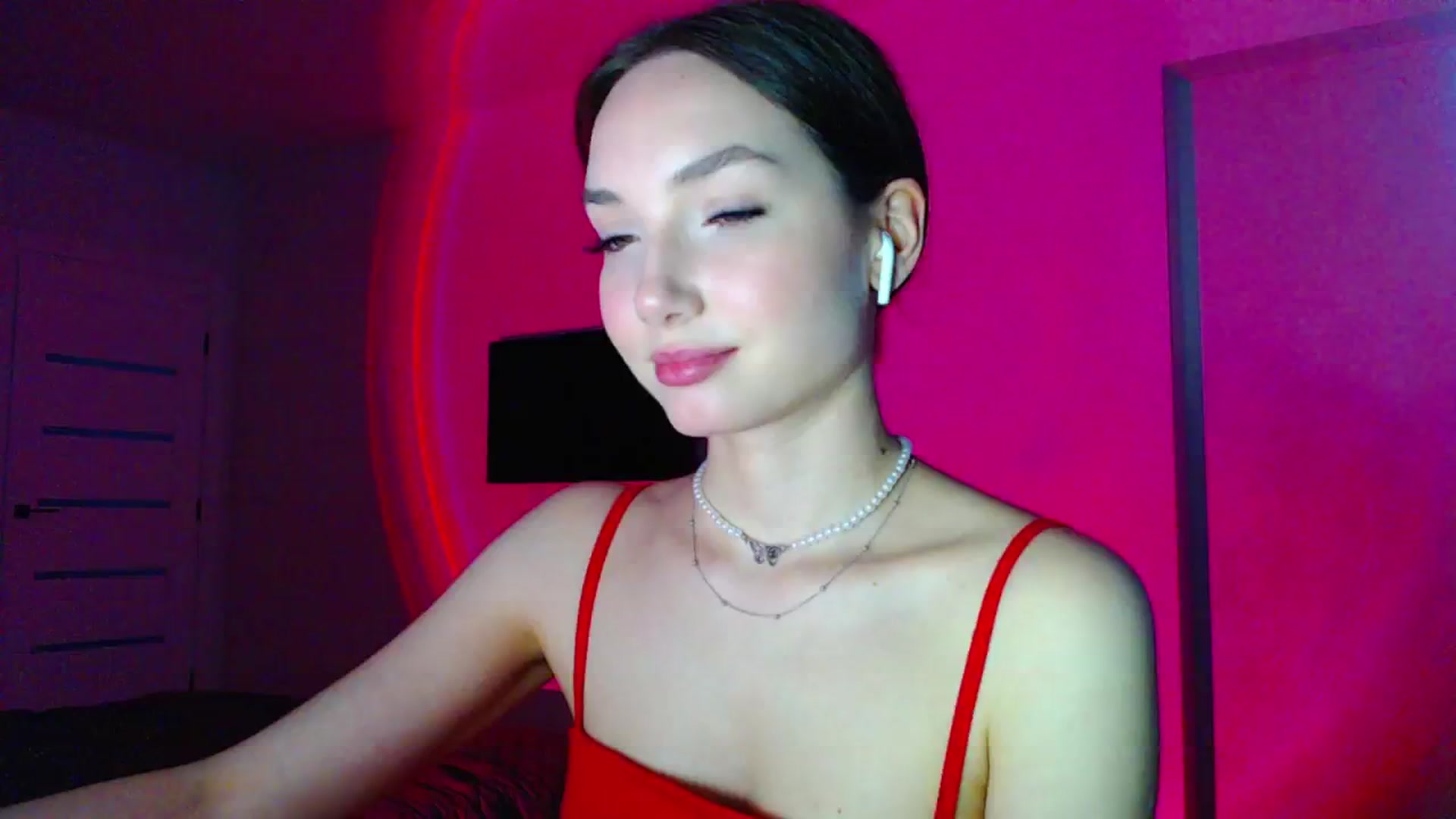 Gallery image thumbnail from Browncat04's myfreecams stream on, 05/11/2024, 16:01 image 18 of 20