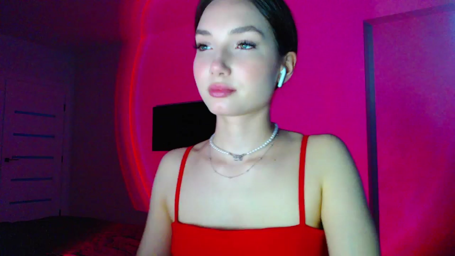 Gallery image thumbnail from Browncat04's myfreecams stream on, 05/11/2024, 16:01 image 2 of 20