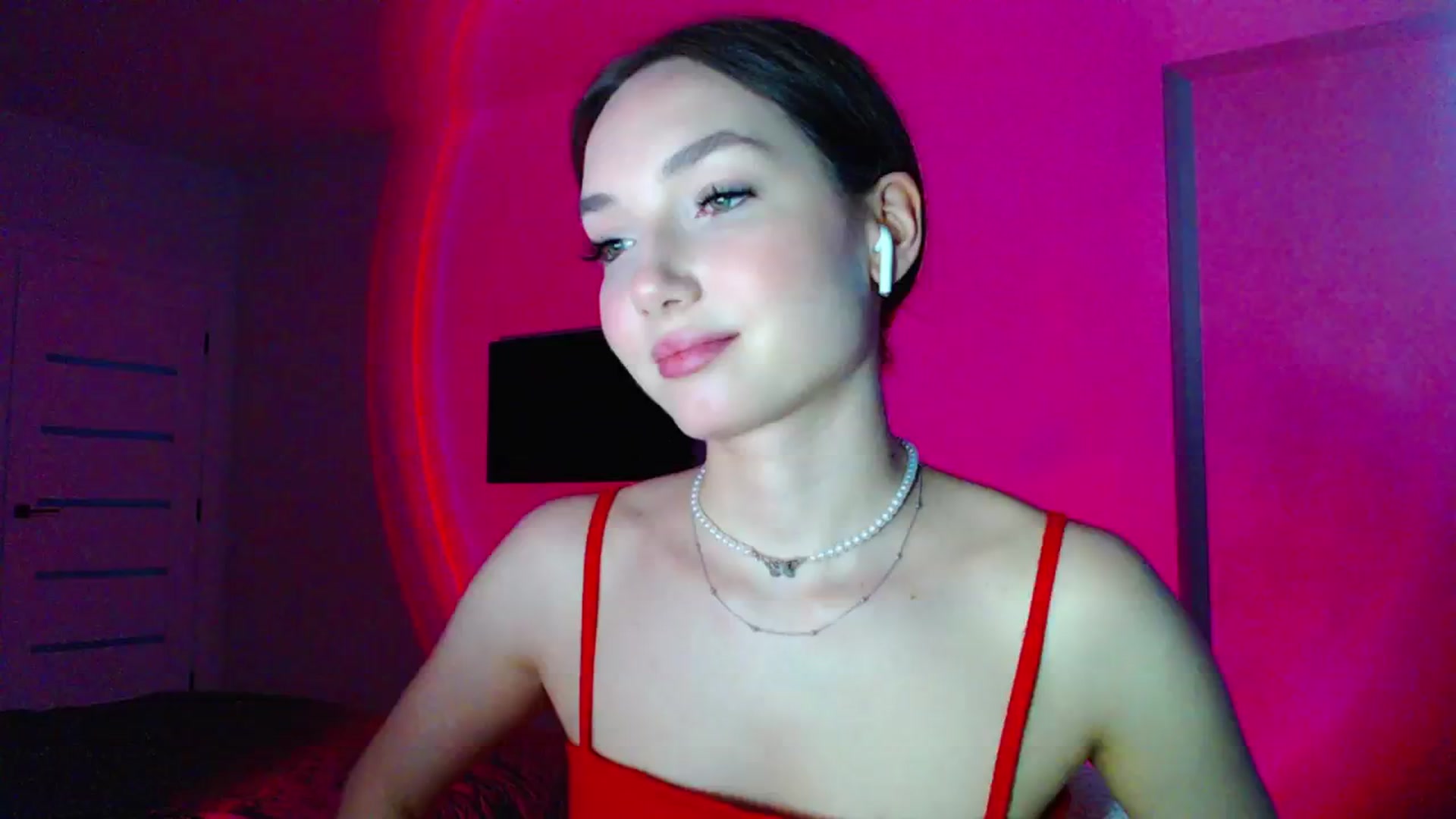 Gallery image thumbnail from Browncat04's myfreecams stream on, 05/11/2024, 16:01 image 14 of 20