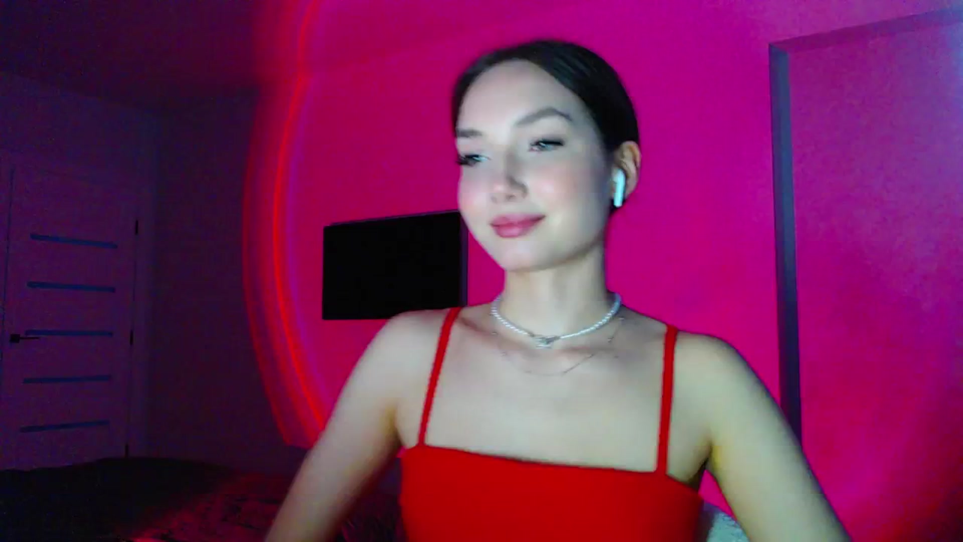 Gallery image thumbnail from Browncat04's myfreecams stream on, 05/11/2024, 16:01 image 9 of 20