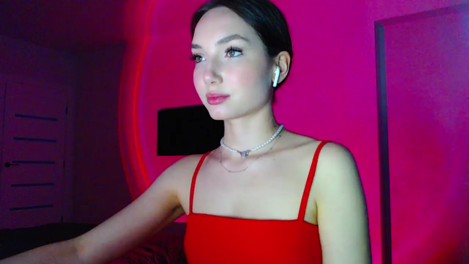 Gallery image thumbnail from Browncat04's myfreecams stream on, 05/11/2024, 16:30 image 3 of 20