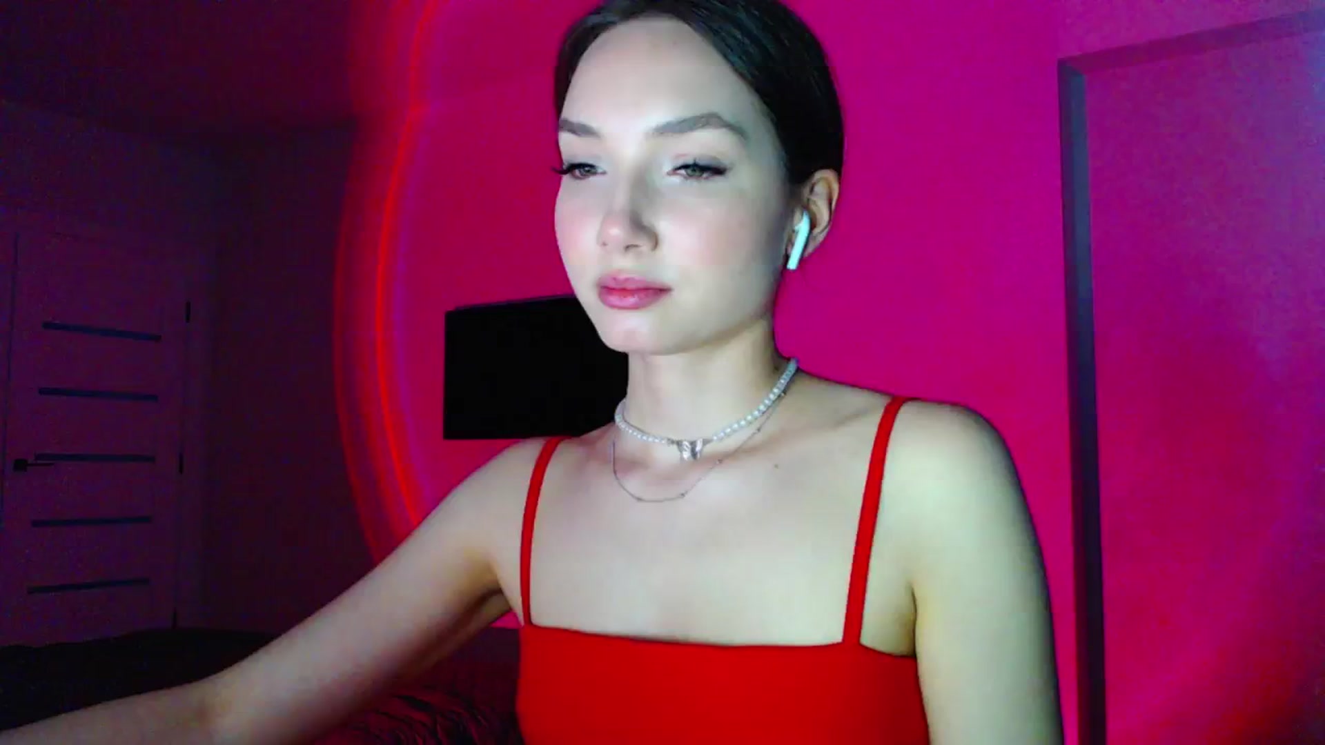 Gallery image thumbnail from Browncat04's myfreecams stream on, 05/11/2024, 16:30 image 11 of 20
