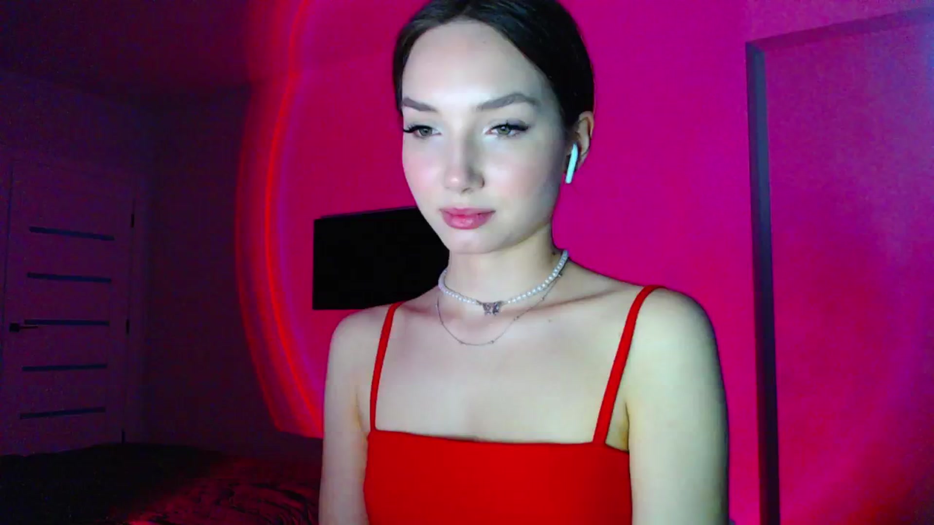 Gallery image thumbnail from Browncat04's myfreecams stream on, 05/11/2024, 16:30 image 4 of 20