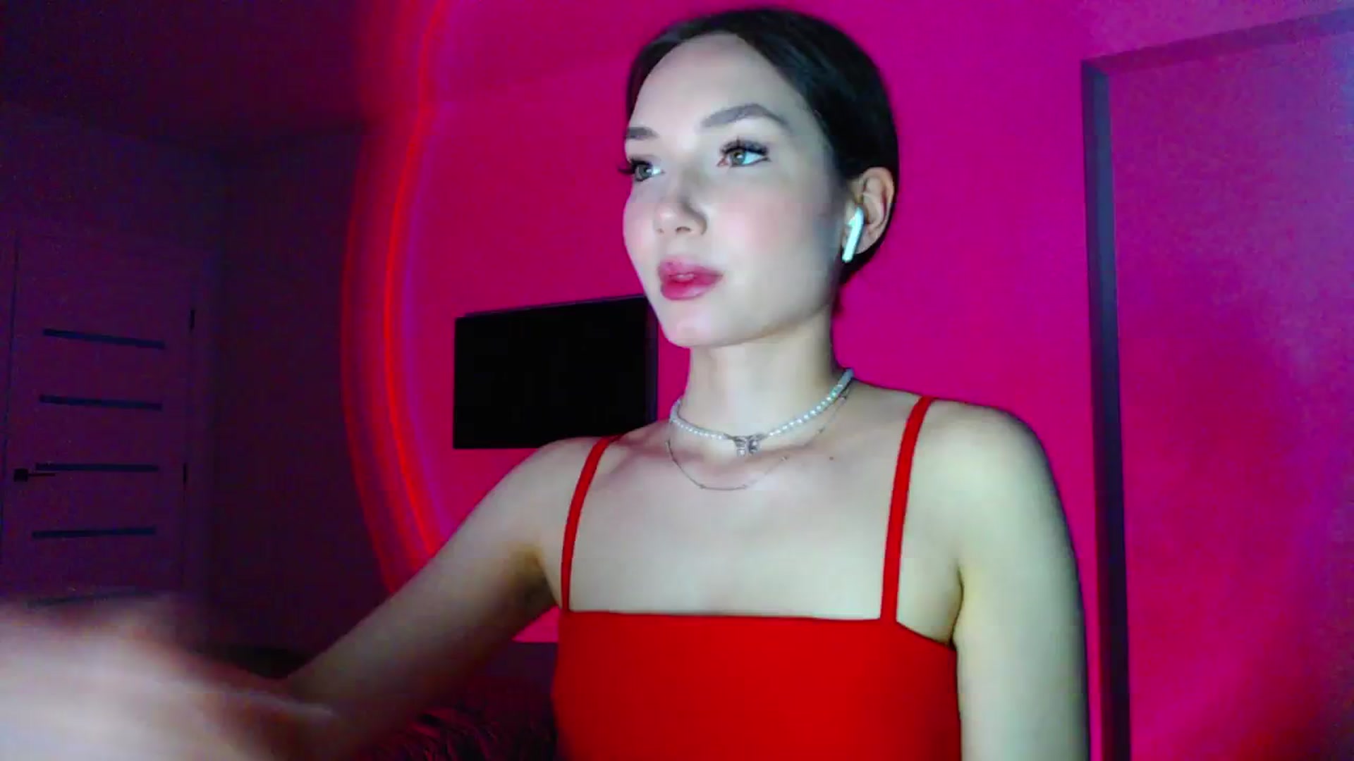 Gallery image thumbnail from Browncat04's myfreecams stream on, 05/11/2024, 16:30 image 9 of 20