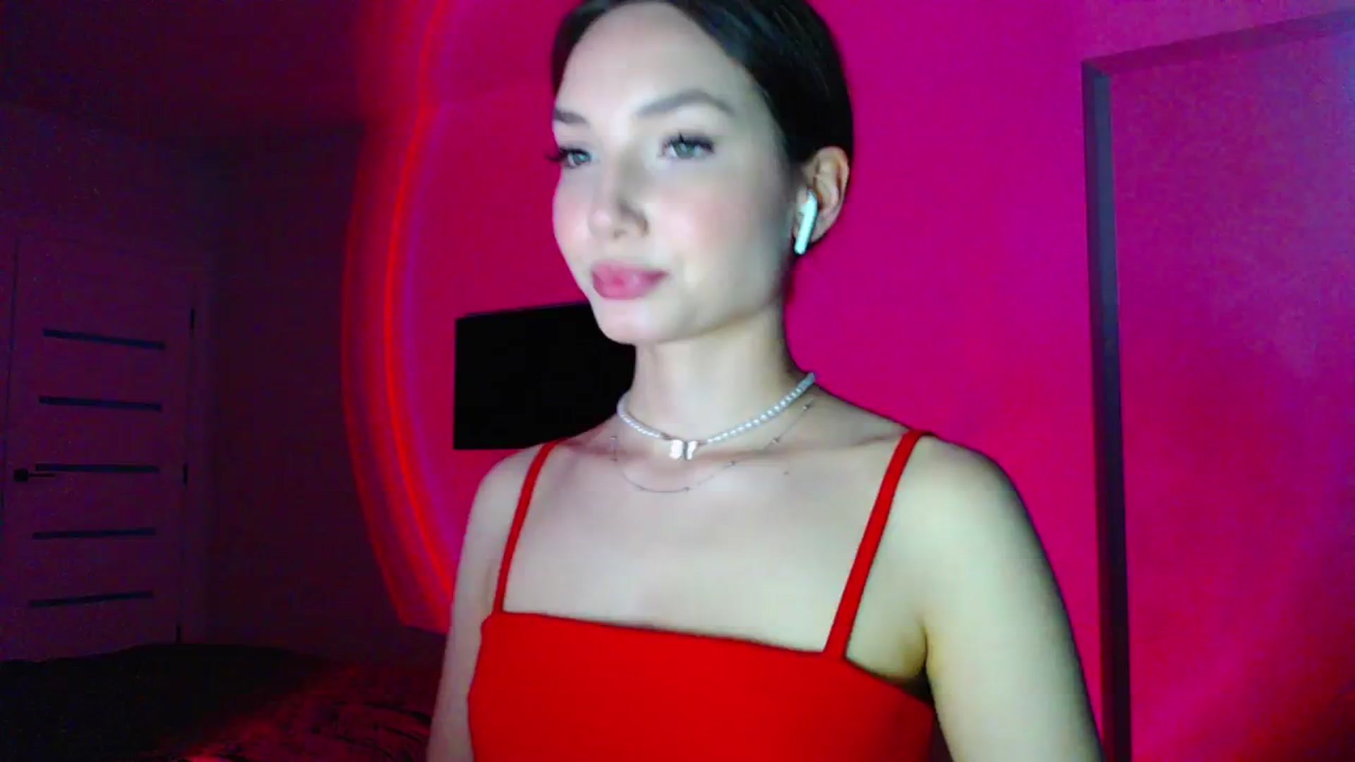 Gallery image thumbnail from Browncat04's myfreecams stream on, 05/11/2024, 16:30 image 19 of 20