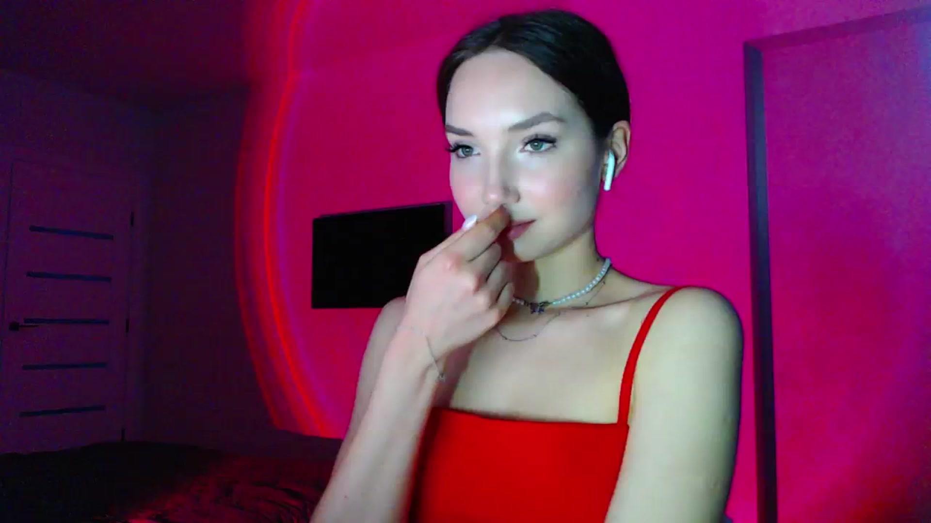 Gallery image thumbnail from Browncat04's myfreecams stream on, 05/11/2024, 16:30 image 5 of 20