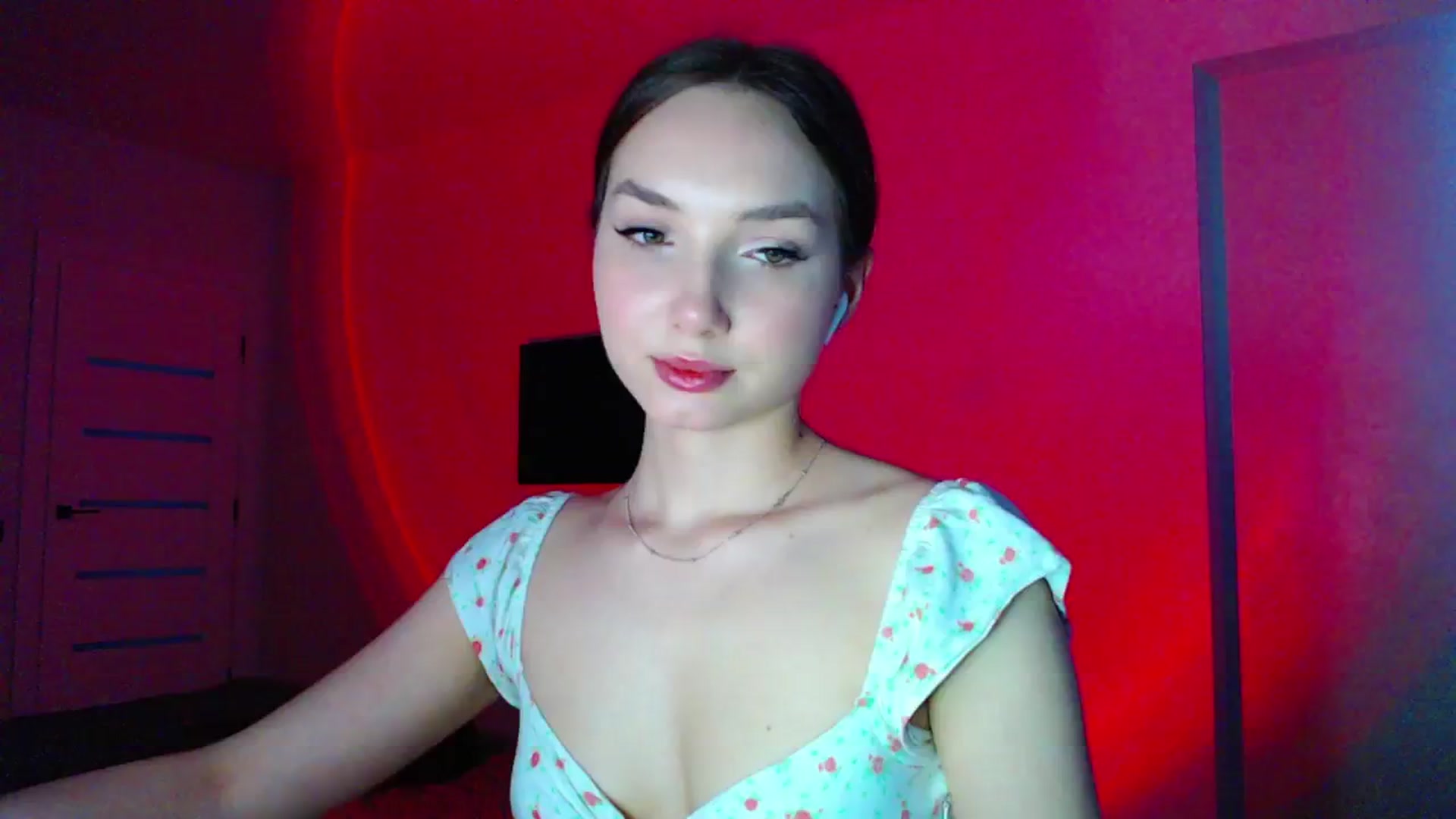 Gallery image thumbnail from Browncat04's myfreecams stream on, 05/25/2024, 15:44 image 12 of 20