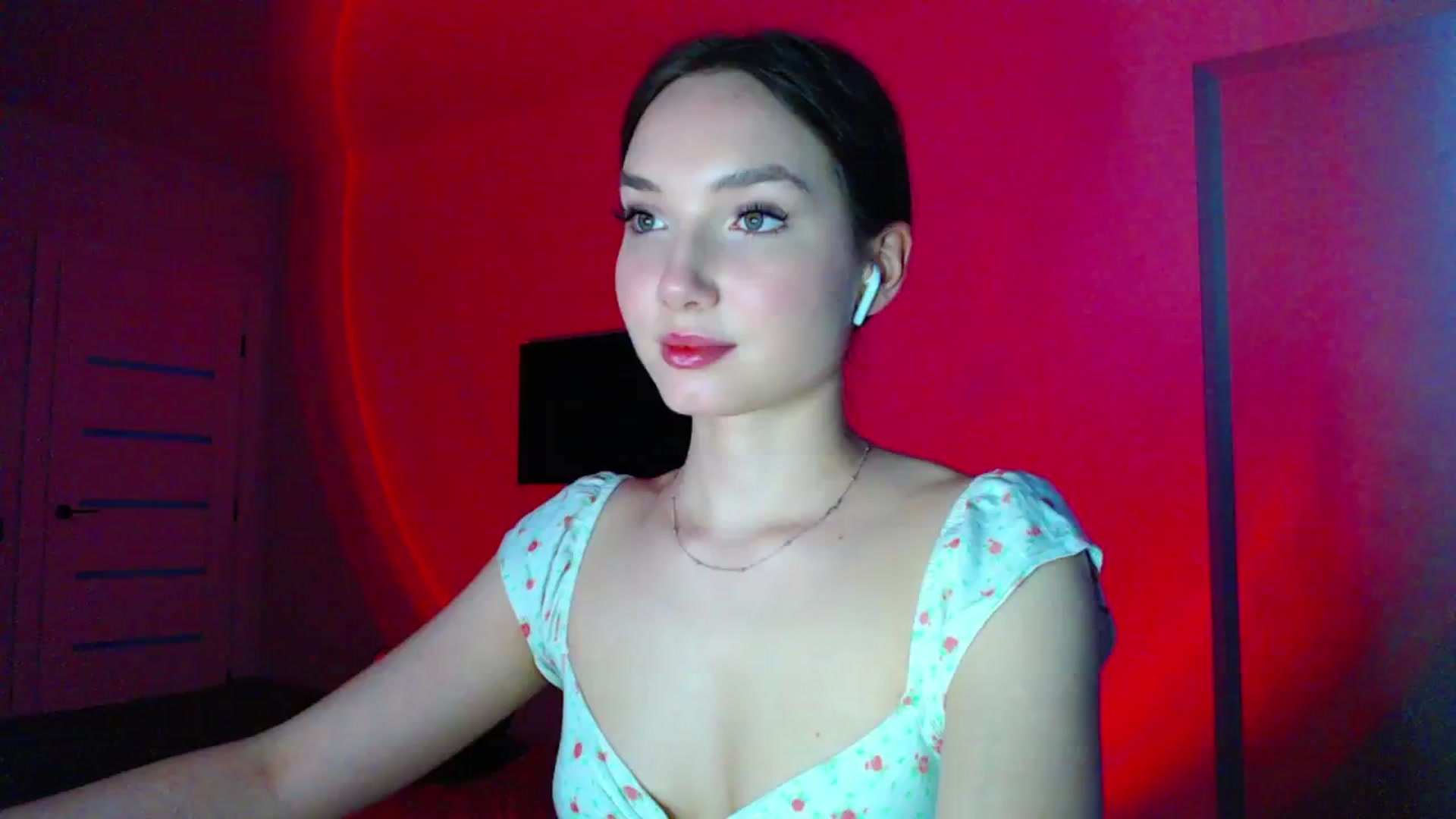 Gallery image thumbnail from Browncat04's myfreecams stream on, 05/25/2024, 15:44 image 14 of 20