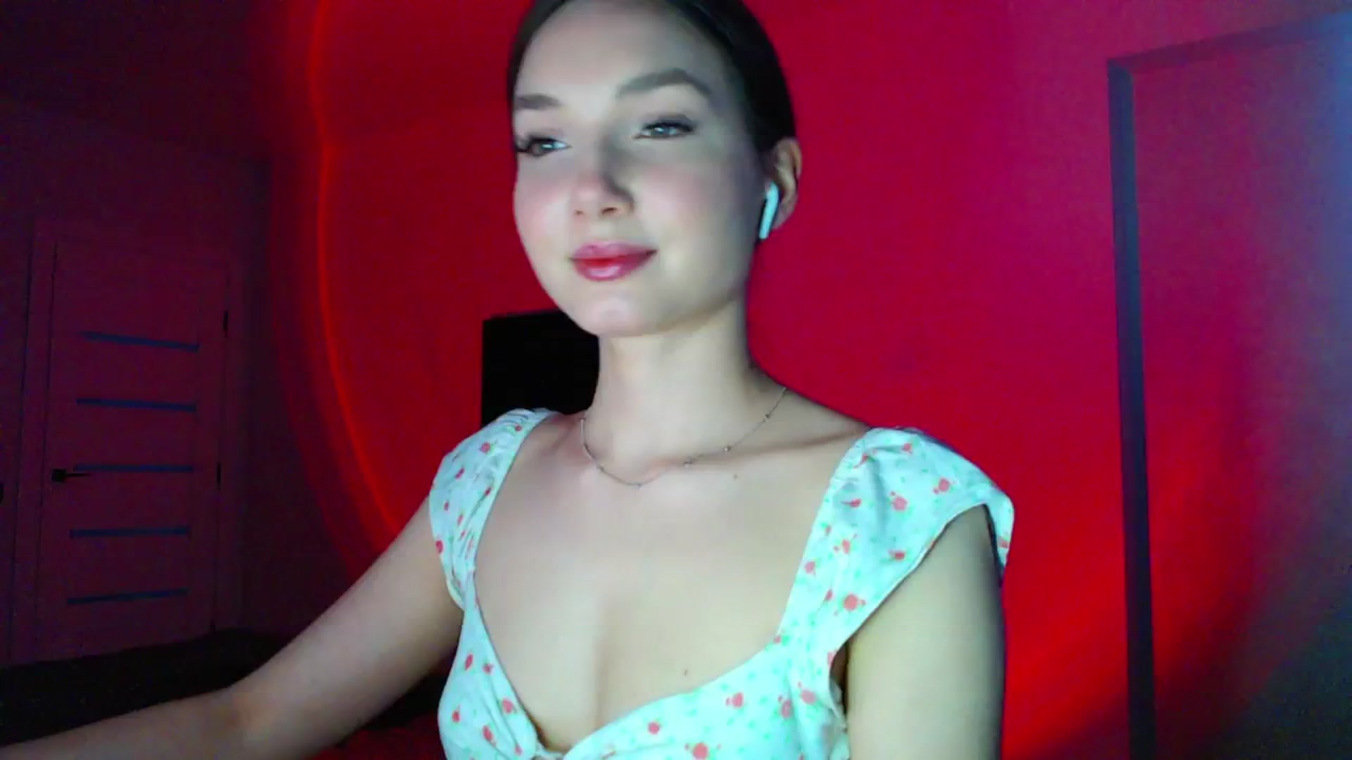 Gallery image thumbnail from Browncat04's myfreecams stream on, 05/25/2024, 15:44 image 4 of 20