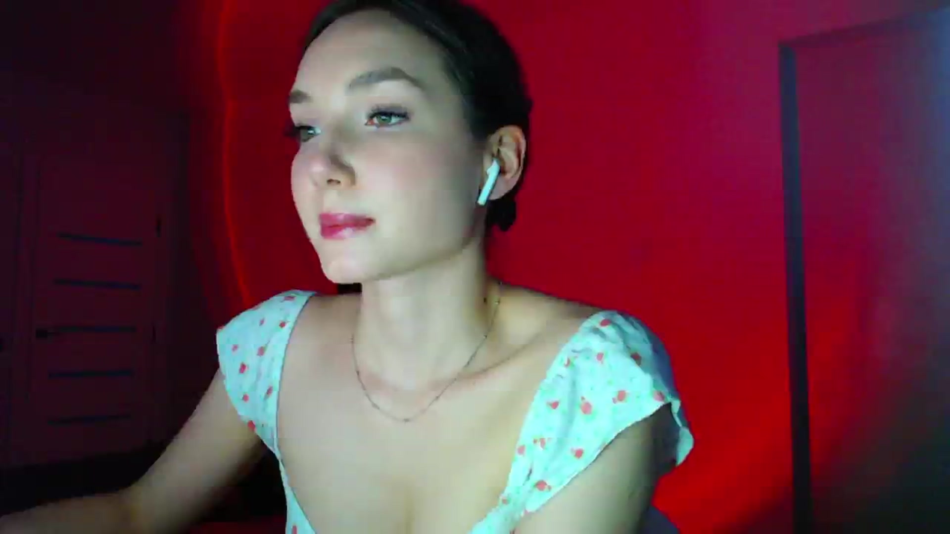 Gallery image thumbnail from Browncat04's myfreecams stream on, 05/25/2024, 15:44 image 18 of 20