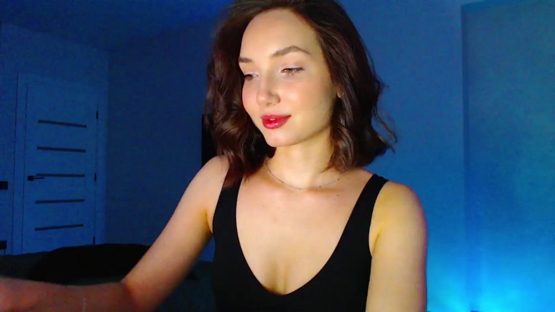 Gallery image thumbnail from Browncat04's myfreecams stream on, 06/18/2024, 15:46 image 3 of 20