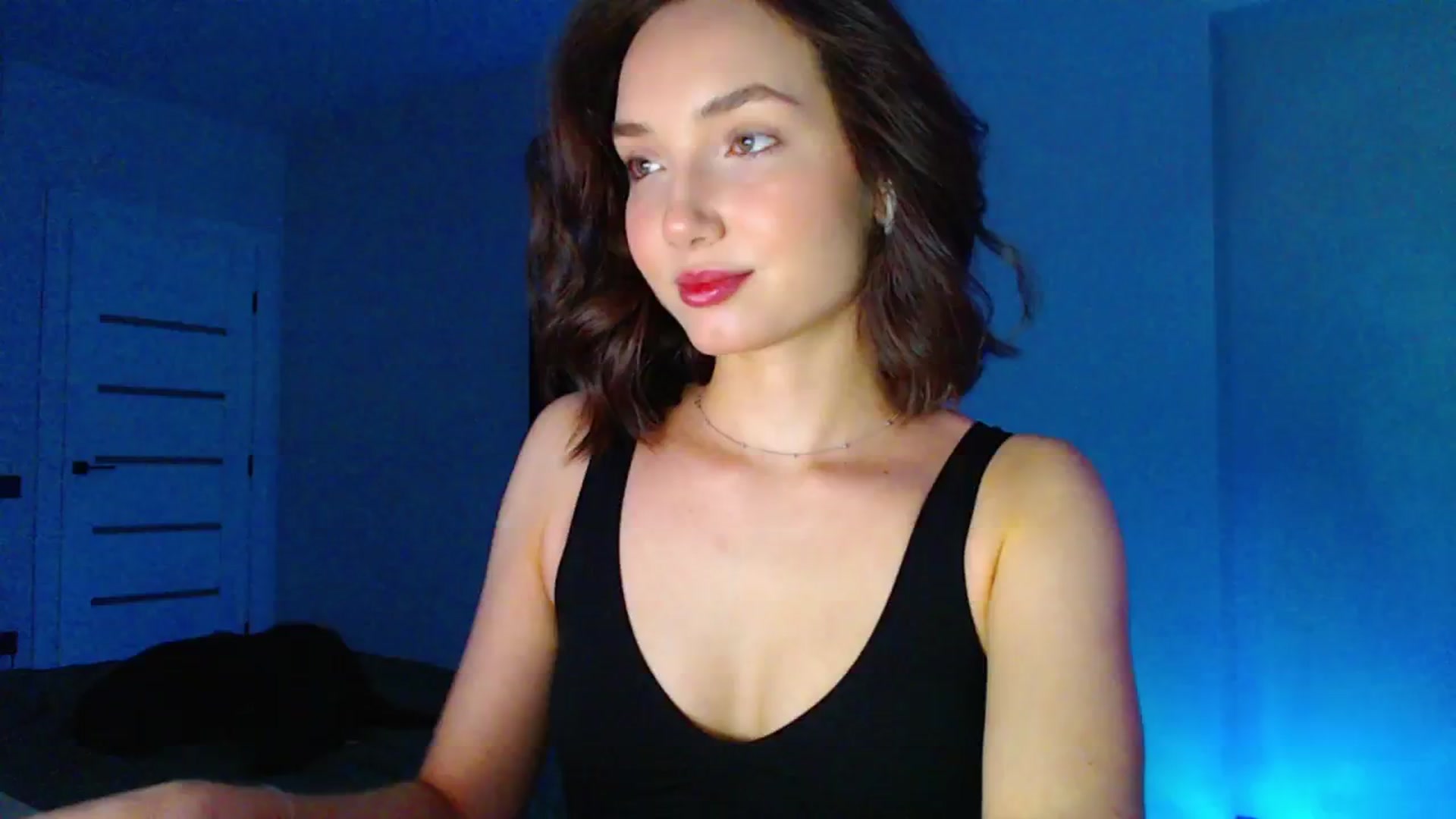 Gallery image thumbnail from Browncat04's myfreecams stream on, 06/18/2024, 15:46 image 8 of 20