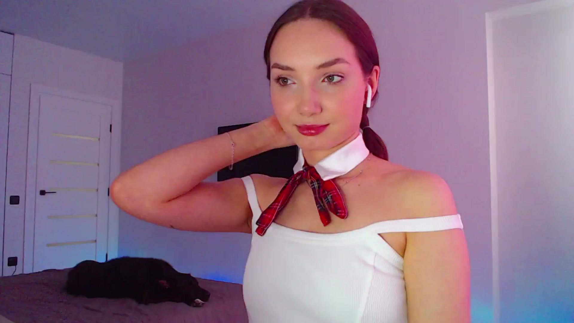 Gallery image thumbnail from Browncat04's myfreecams stream on, 07/04/2024, 14:51 image 9 of 20