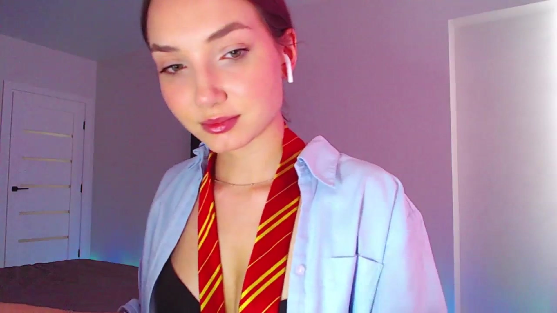Gallery image thumbnail from Browncat04's myfreecams stream on, 07/20/2024, 15:27 image 2 of 20