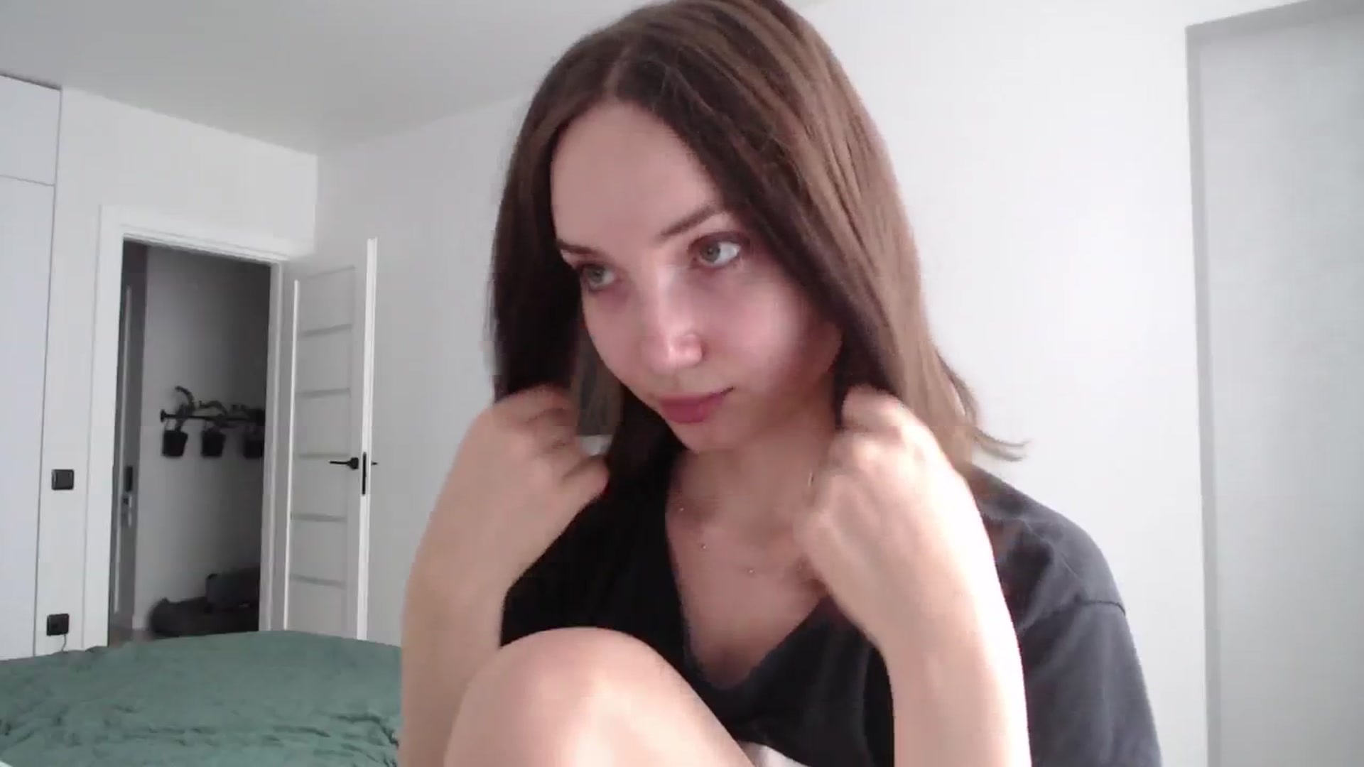 Gallery image thumbnail from Browncat04's myfreecams stream on, 08/06/2024, 12:23 image 10 of 20