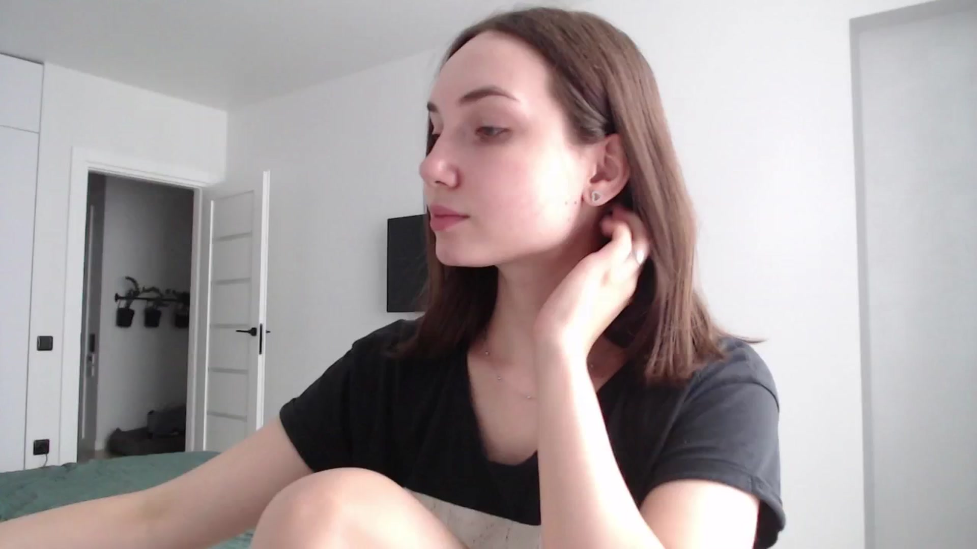 Gallery image thumbnail from Browncat04's myfreecams stream on, 08/06/2024, 12:23 image 11 of 20