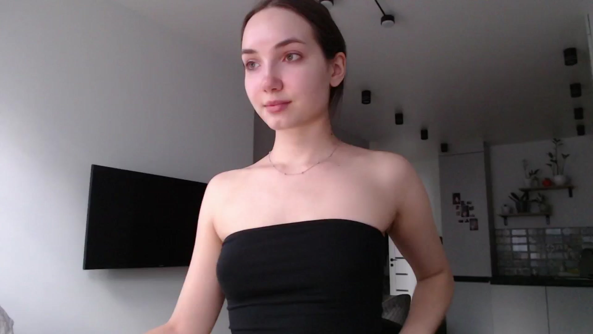 Gallery image thumbnail from Browncat04's myfreecams stream on, 08/08/2024, 12:28 image 15 of 20