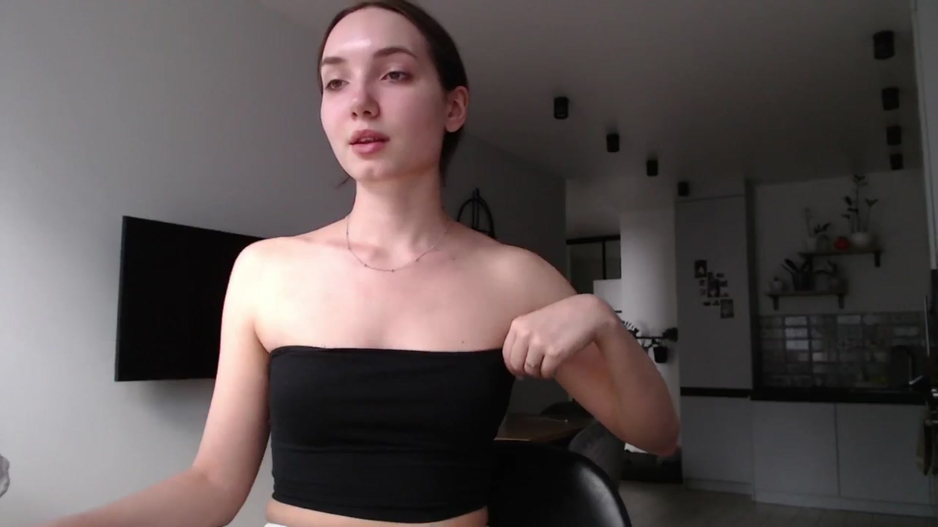 Gallery image thumbnail from Browncat04's myfreecams stream on, 08/08/2024, 12:59 image 11 of 20