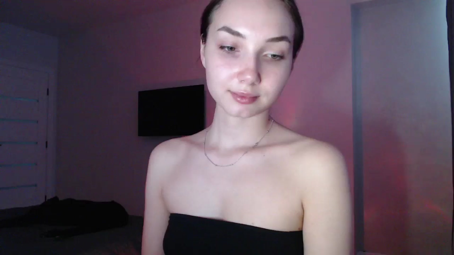 Gallery image thumbnail from Browncat04's myfreecams stream on, 08/09/2024, 14:59 image 14 of 20