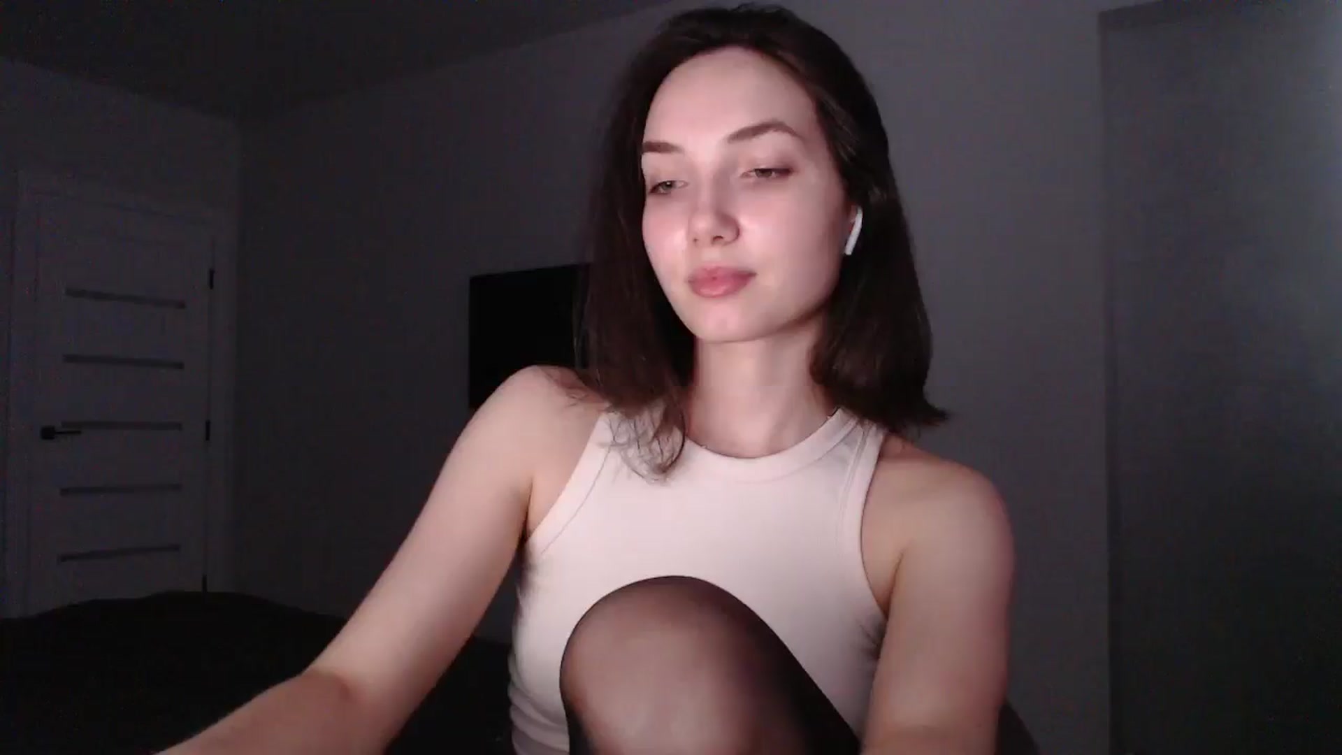 Gallery image thumbnail from Browncat04's myfreecams stream on, 08/13/2024, 16:13 image 16 of 20