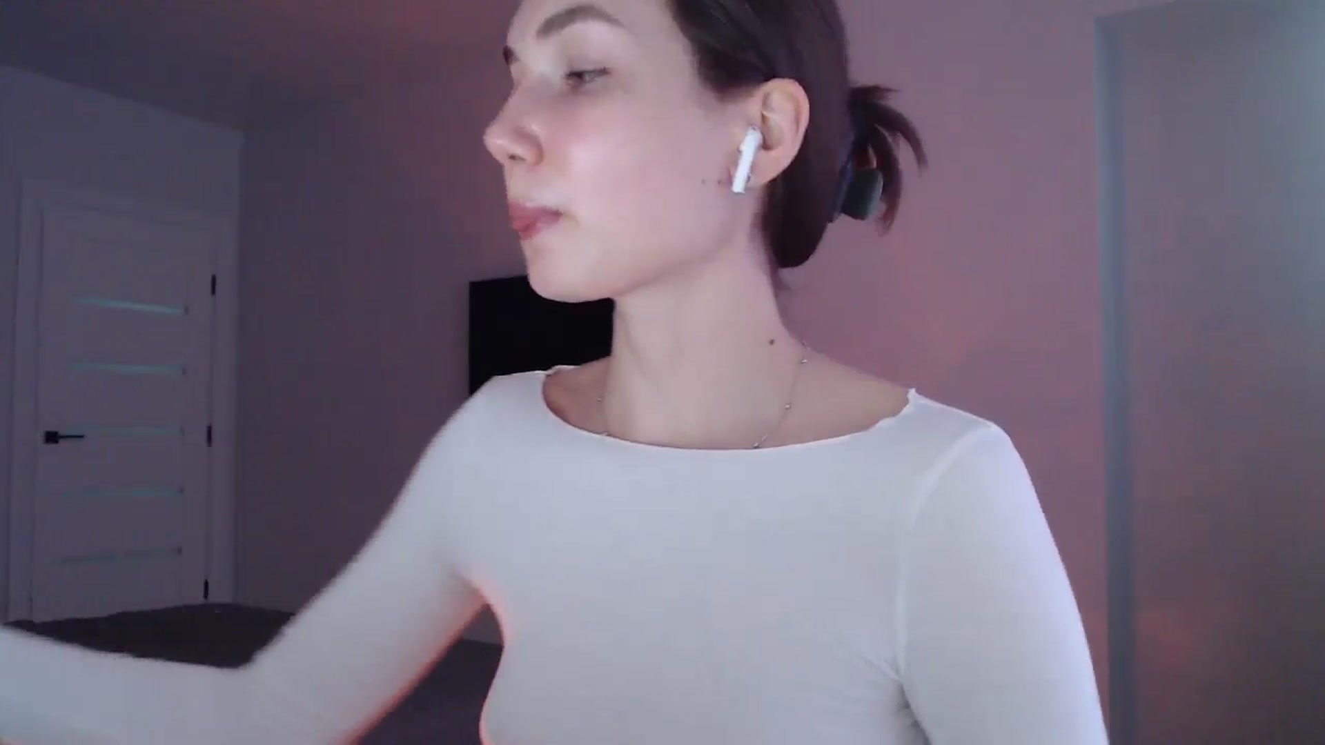 Gallery image thumbnail from Browncat04's myfreecams stream on, 08/15/2024, 11:59 image 3 of 20