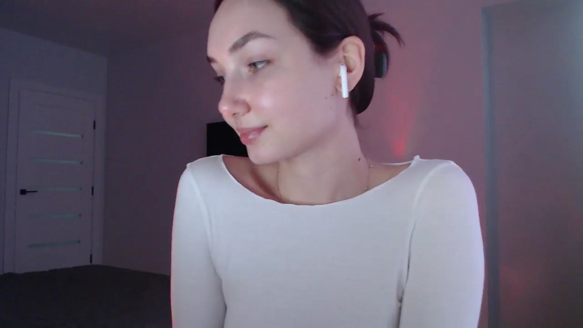 Gallery image thumbnail from Browncat04's myfreecams stream on, 08/15/2024, 11:59 image 2 of 20