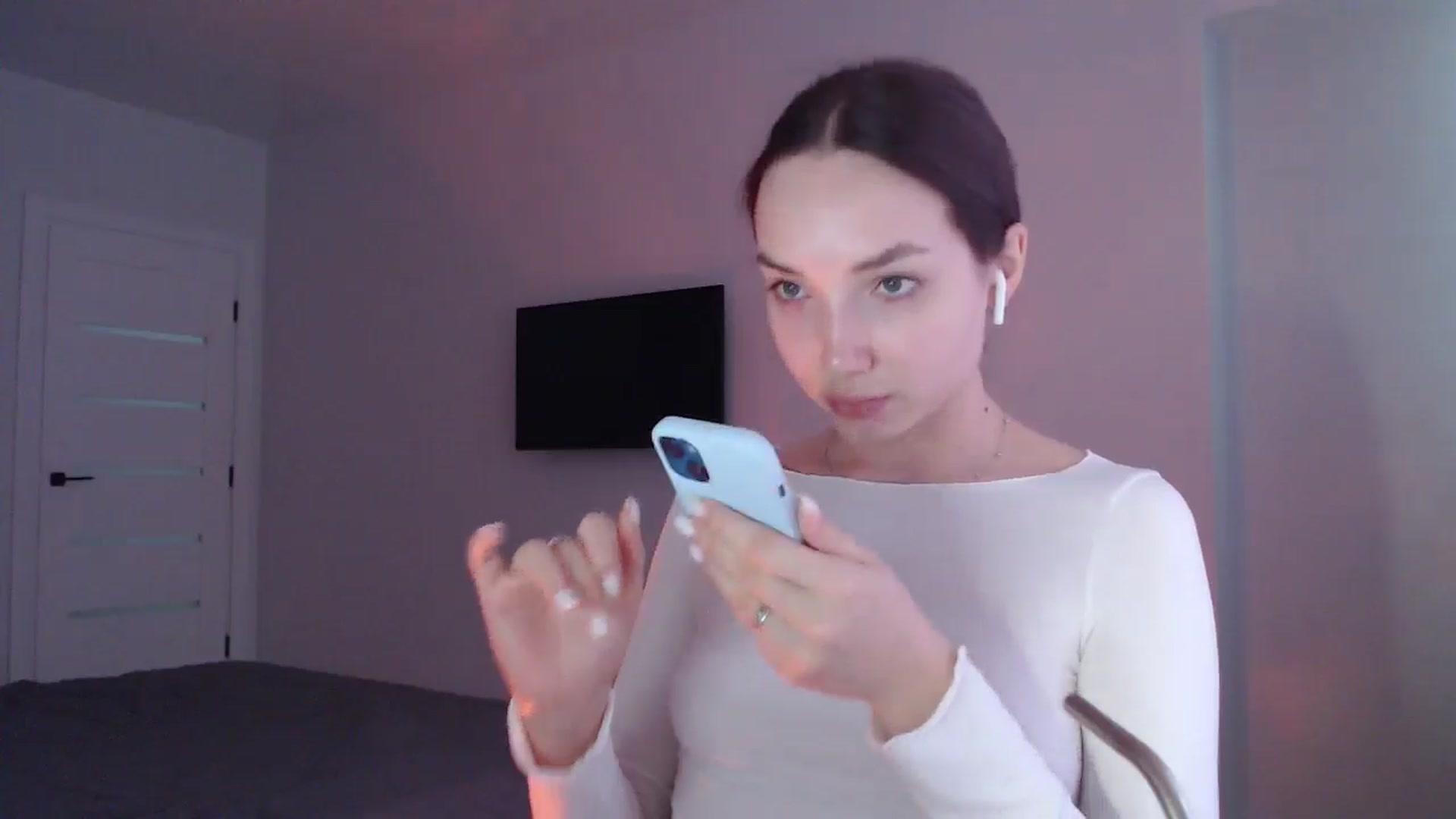 Gallery image thumbnail from Browncat04's myfreecams stream on, 08/15/2024, 11:59 image 6 of 20