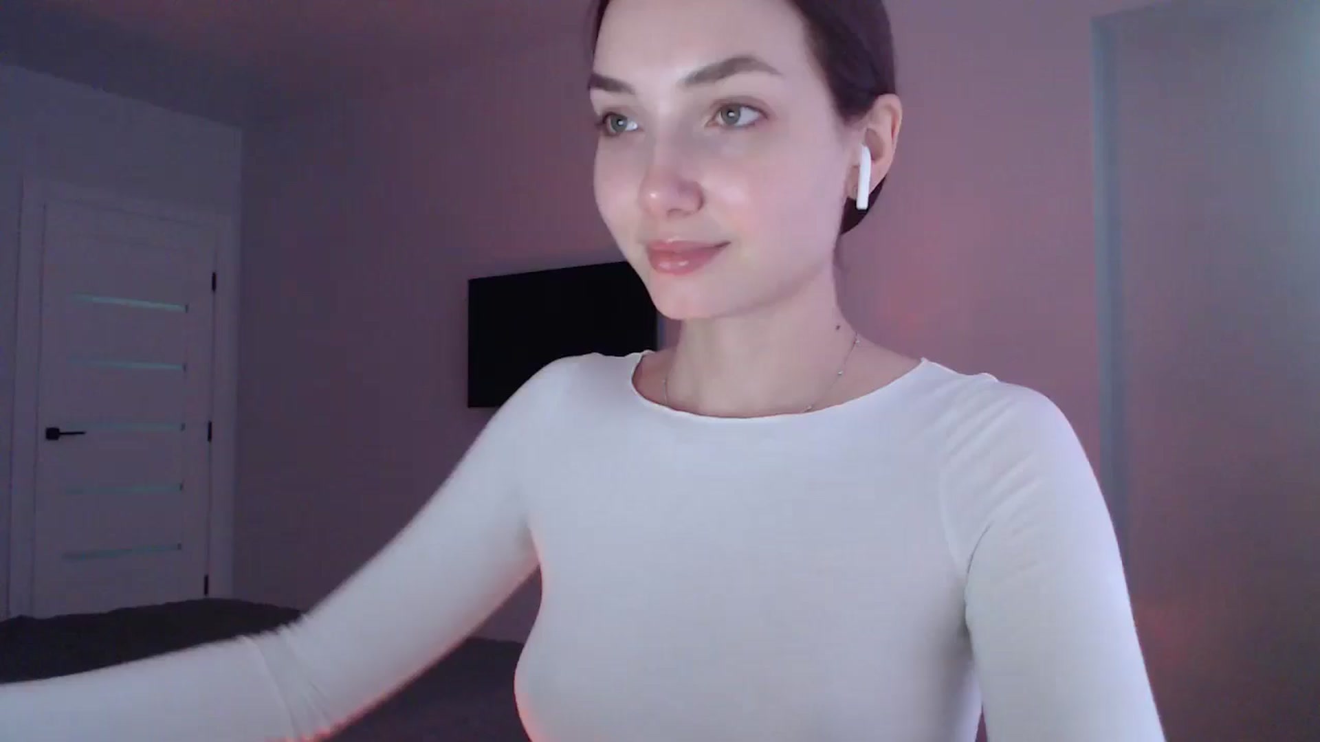 Gallery image thumbnail from Browncat04's myfreecams stream on, 08/15/2024, 11:59 image 1 of 20