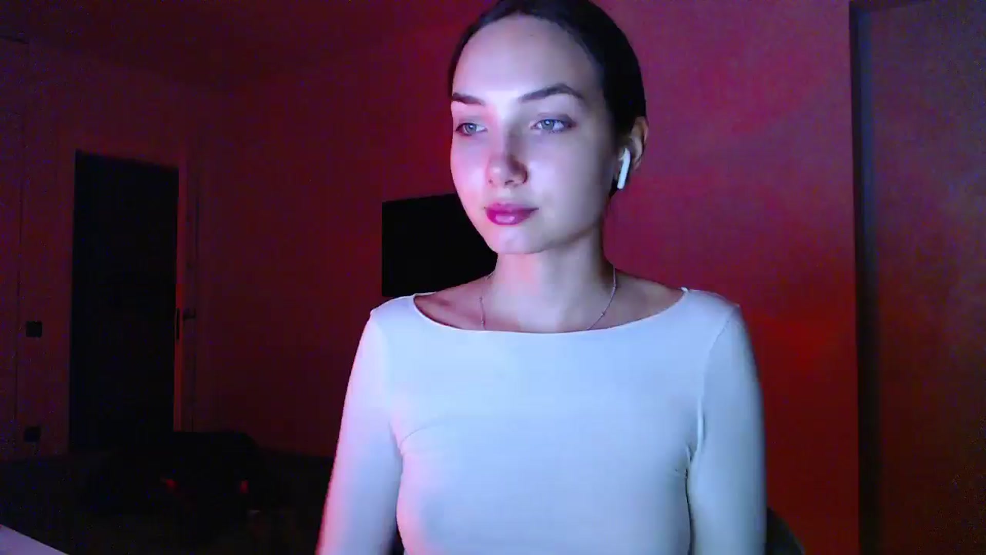 Gallery image thumbnail from Browncat04's myfreecams stream on, 08/24/2024, 18:30 image 5 of 20