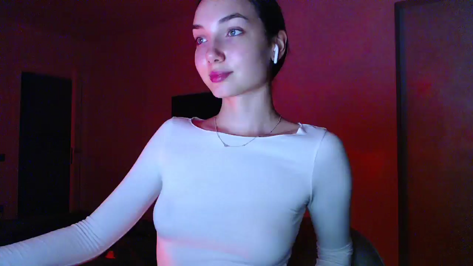Gallery image thumbnail from Browncat04's myfreecams stream on, 08/24/2024, 18:30 image 13 of 20