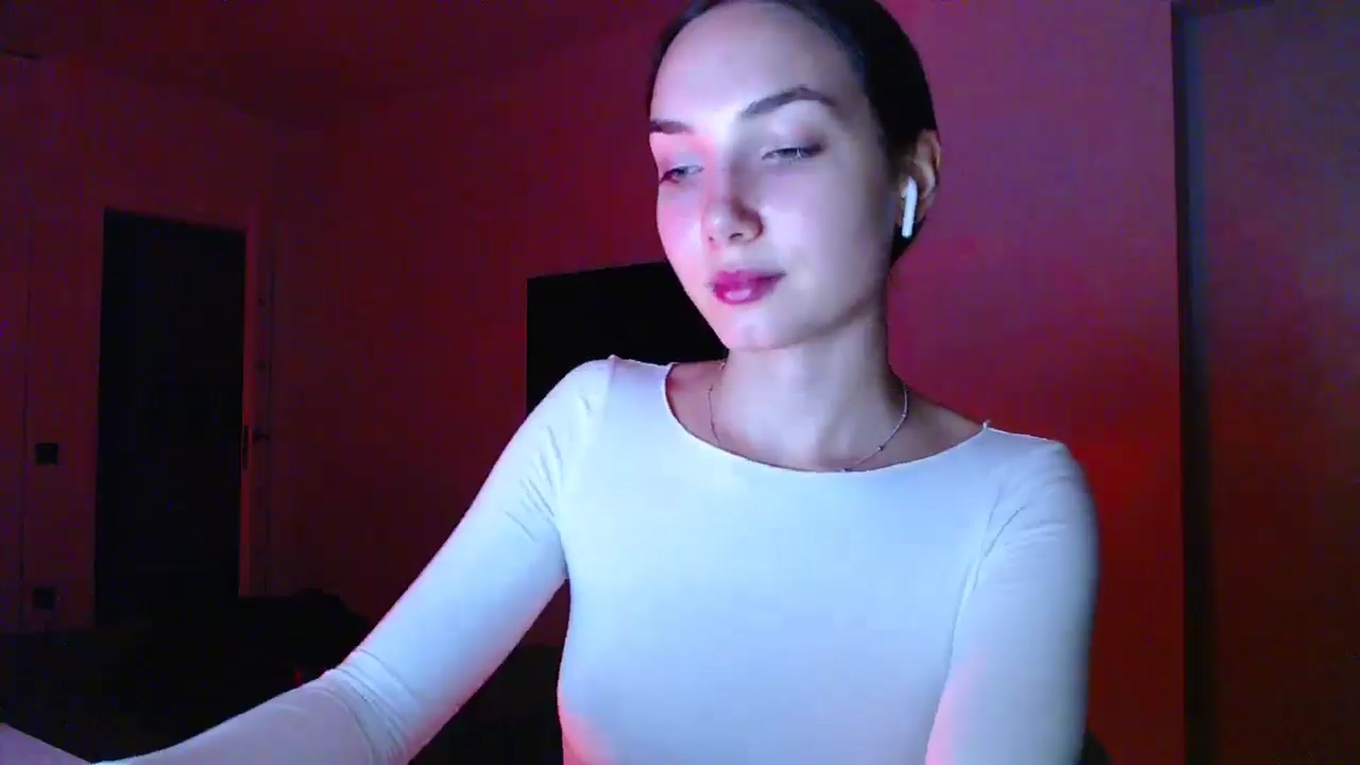 Gallery image thumbnail from Browncat04's myfreecams stream on, 08/24/2024, 18:30 image 4 of 20