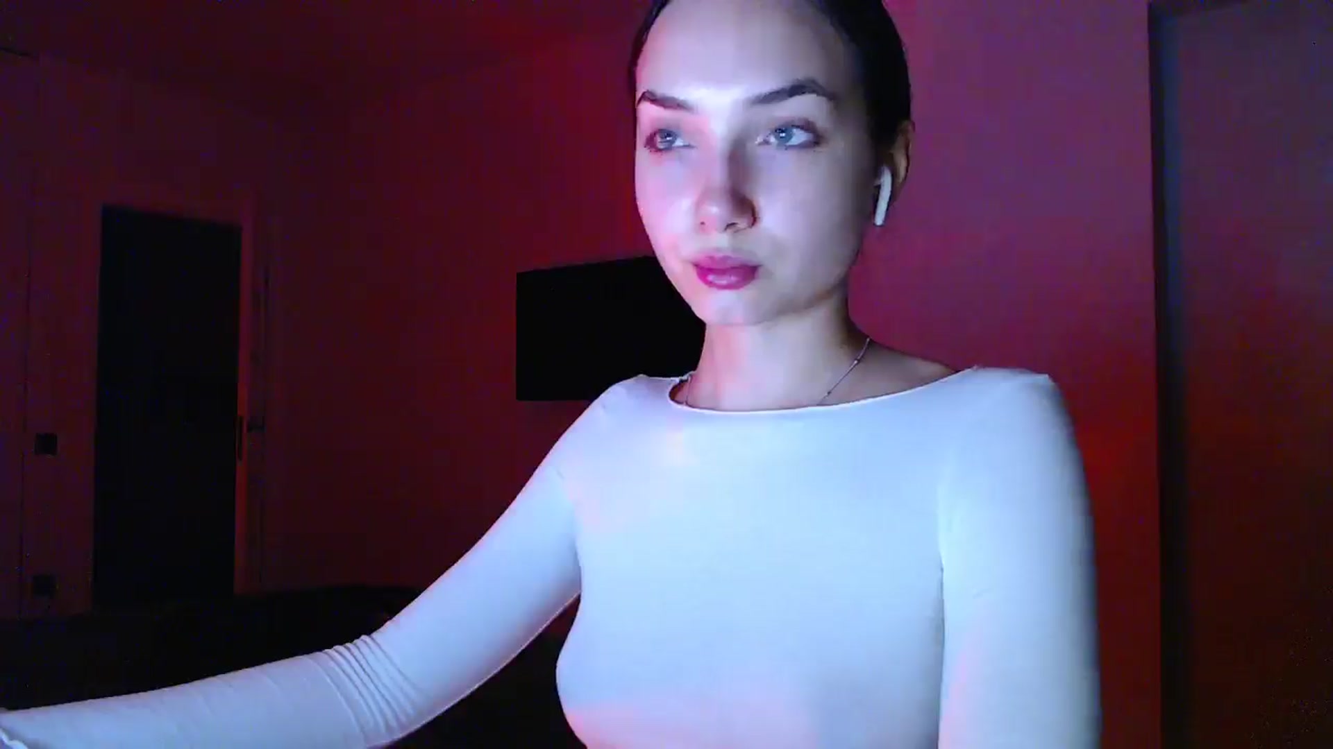 Gallery image thumbnail from Browncat04's myfreecams stream on, 08/24/2024, 18:30 image 3 of 20