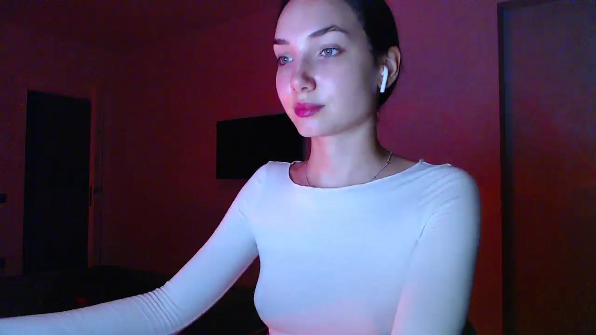 Gallery image thumbnail from Browncat04's myfreecams stream on, 08/24/2024, 18:30 image 18 of 20